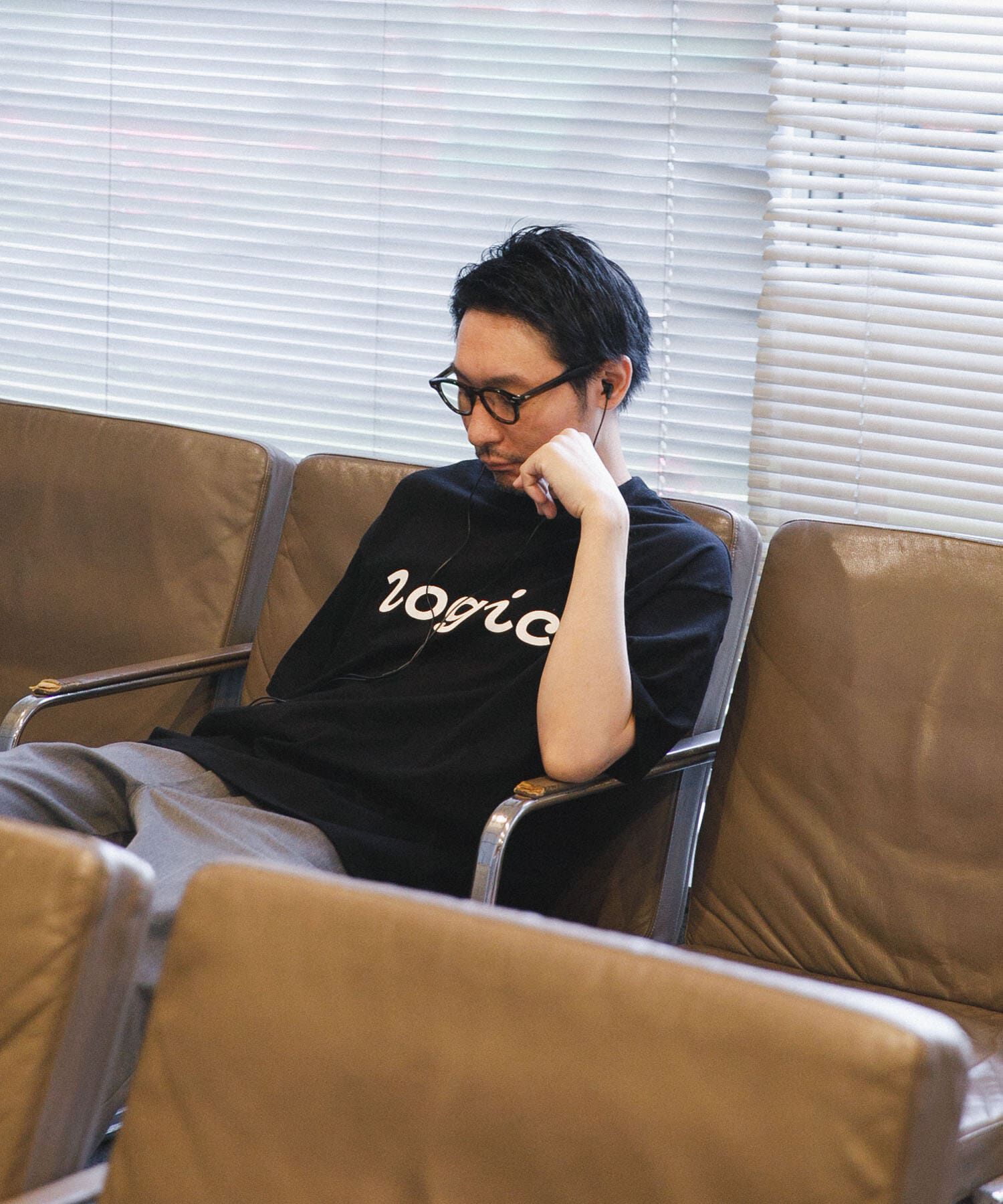 URBAN RESEARCH「LOGIC ONE LOGO T-SHIRTS」|Tシャツ・カットソー|