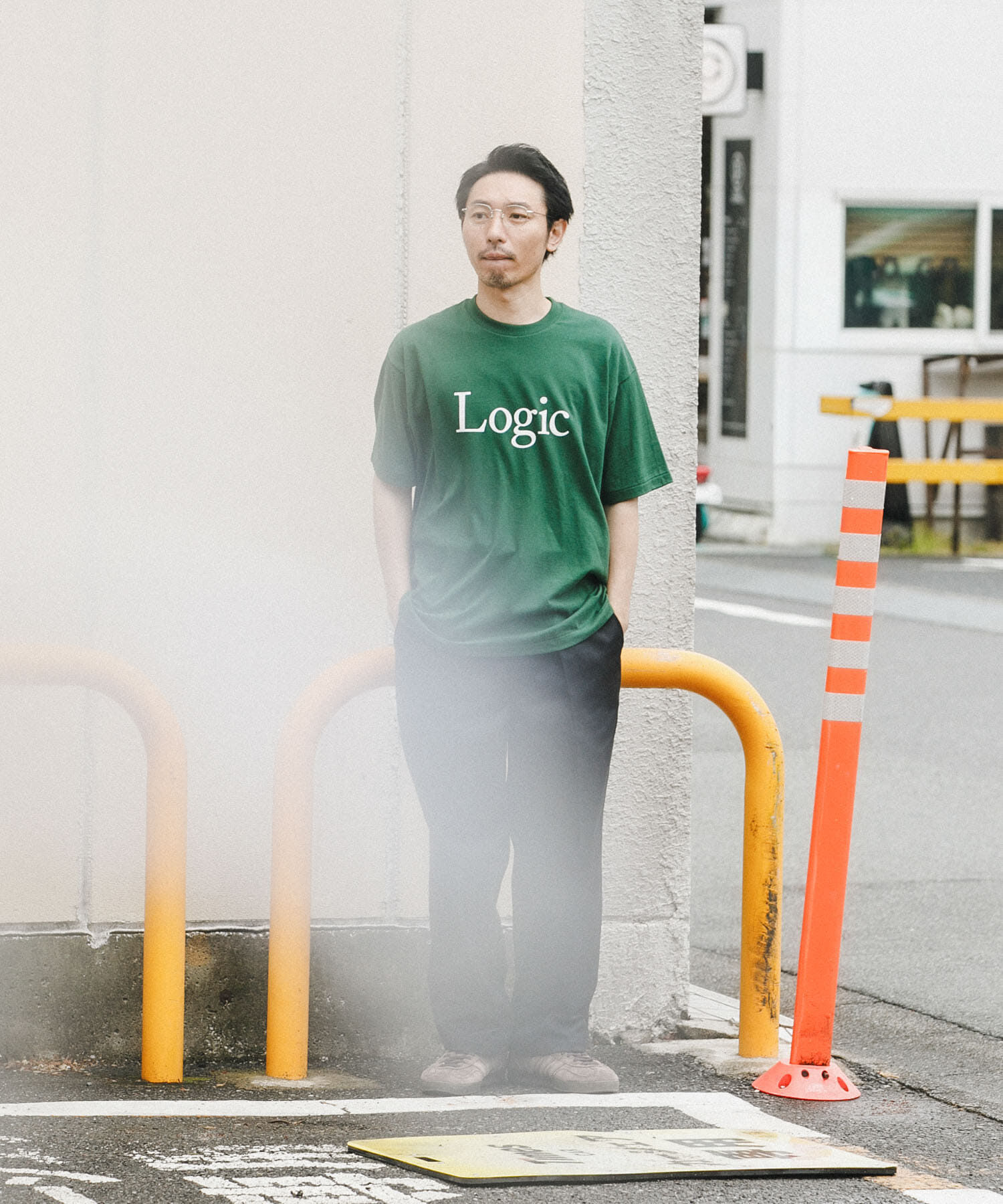 URBAN RESEARCH「LOGIC ONE LOGO T-SHIRTS」|Tシャツ・カットソー|