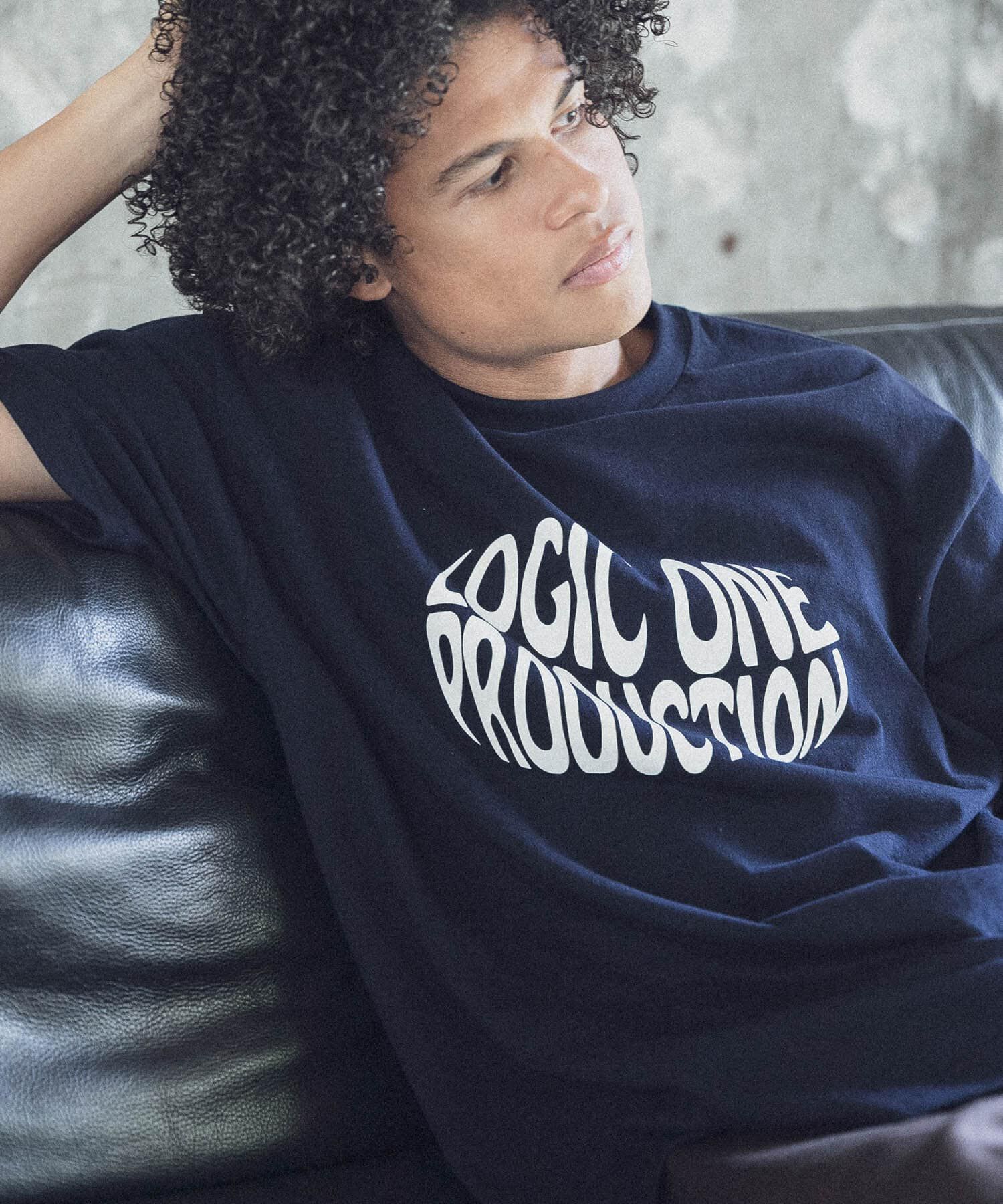 URBAN RESEARCH「LOGIC ONE LOGO T-SHIRTS」|Tシャツ・カットソー|ネイビー