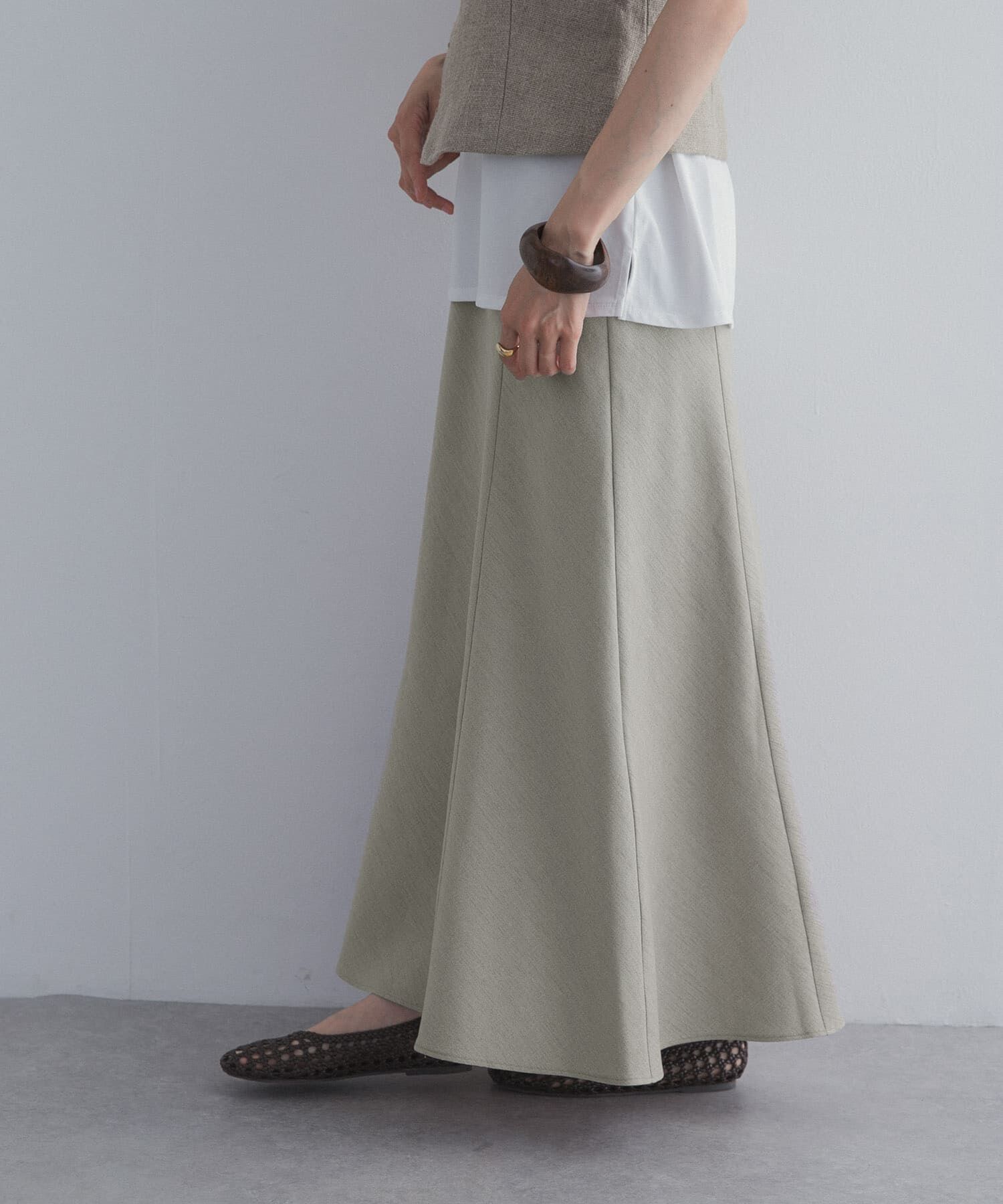 URBAN RESEARCH DOORS「バイアスフレアスカート」|スカート|