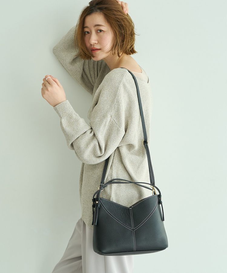 YECCA VECCA「【AULENTTI】レザーバッグ」|ショルダー・メッセンジャー|Black