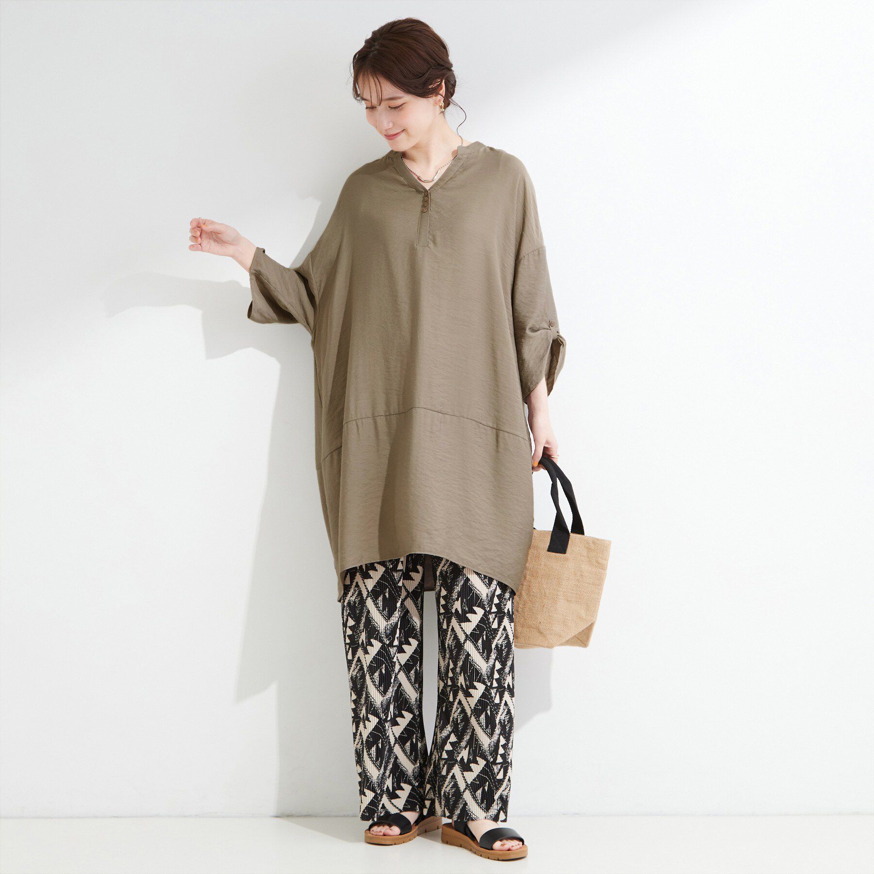 SHOO･LA･RUE「【ひんやり/S-LL/洗濯後しわになりにくい】体型カバーにも ゆるっとリラックス 7分袖チュニック」|ワンピース|