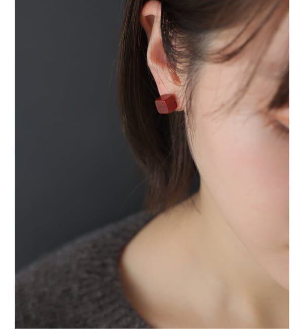 Lilas by Spick&Span「ラウンド*キューブカラーストーンピアス K10（両耳）」|ピアス|