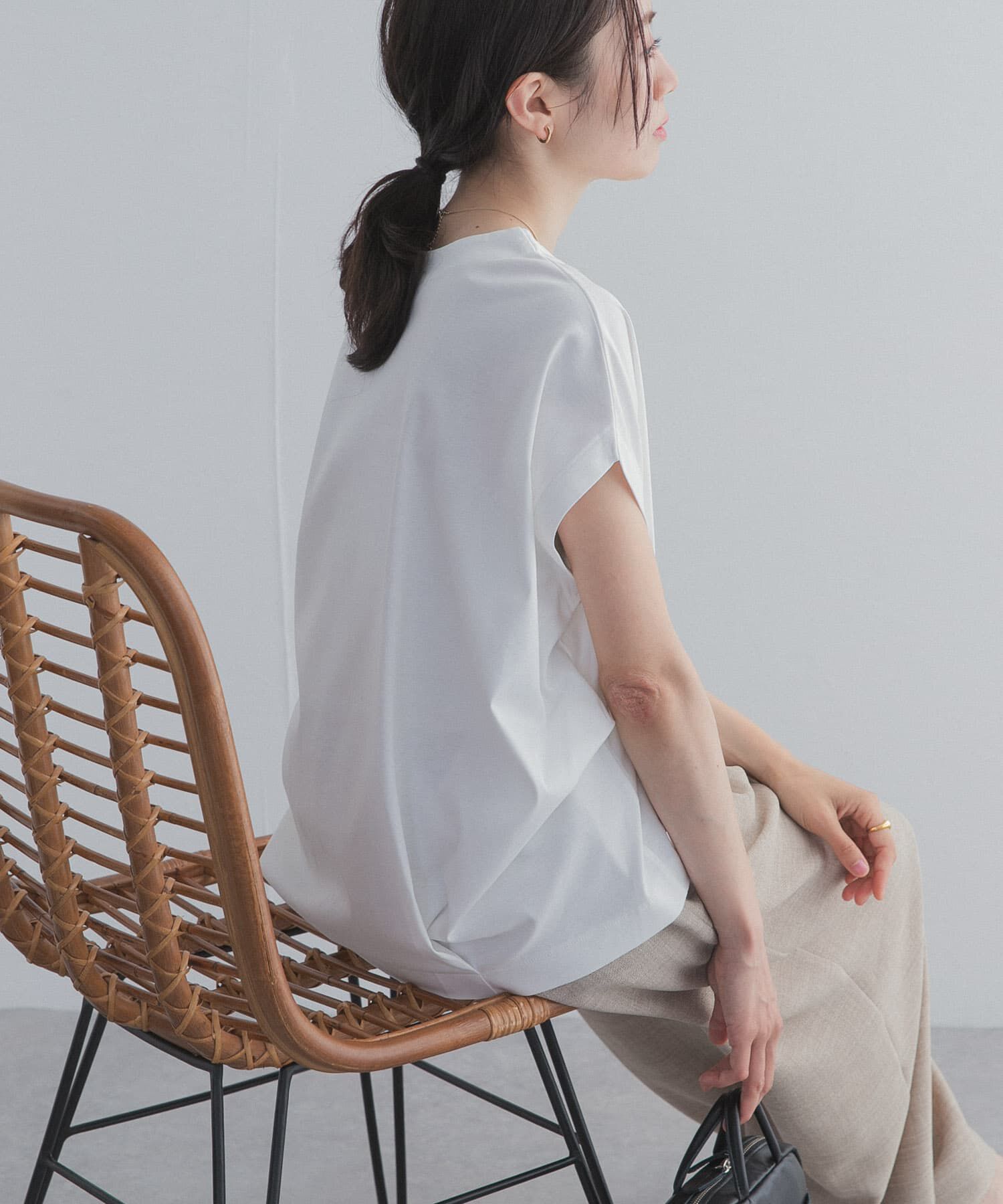 URBAN RESEARCH DOORS「『UR TECH』サマシェアバックタックコクーンプルオーバー」|Tシャツ・カットソー|