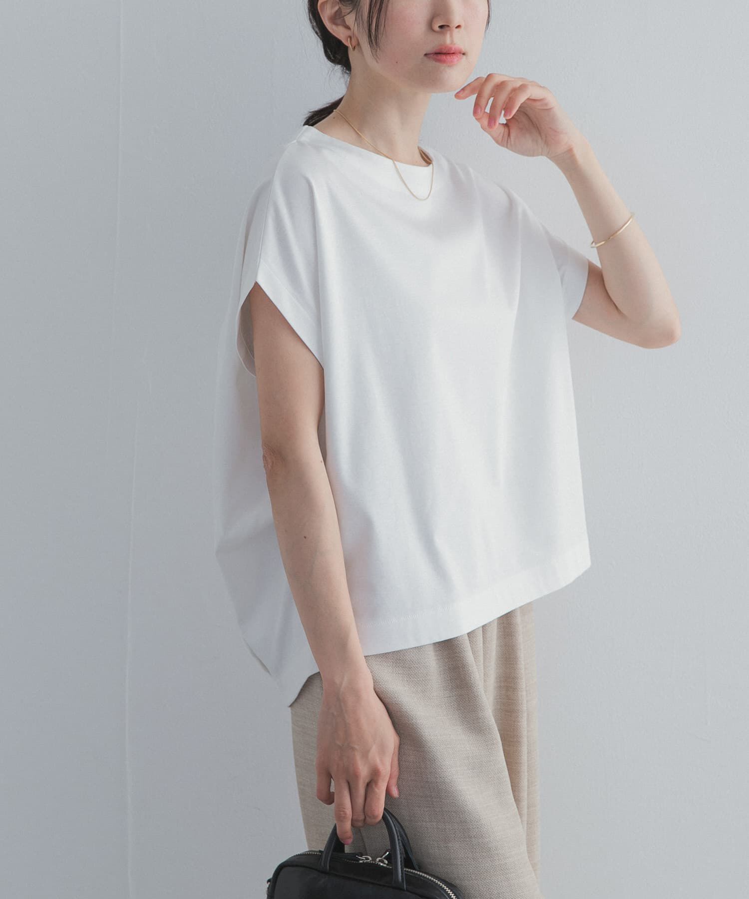 URBAN RESEARCH DOORS「『UR TECH』サマシェアバックタックコクーンプルオーバー」|Tシャツ・カットソー|