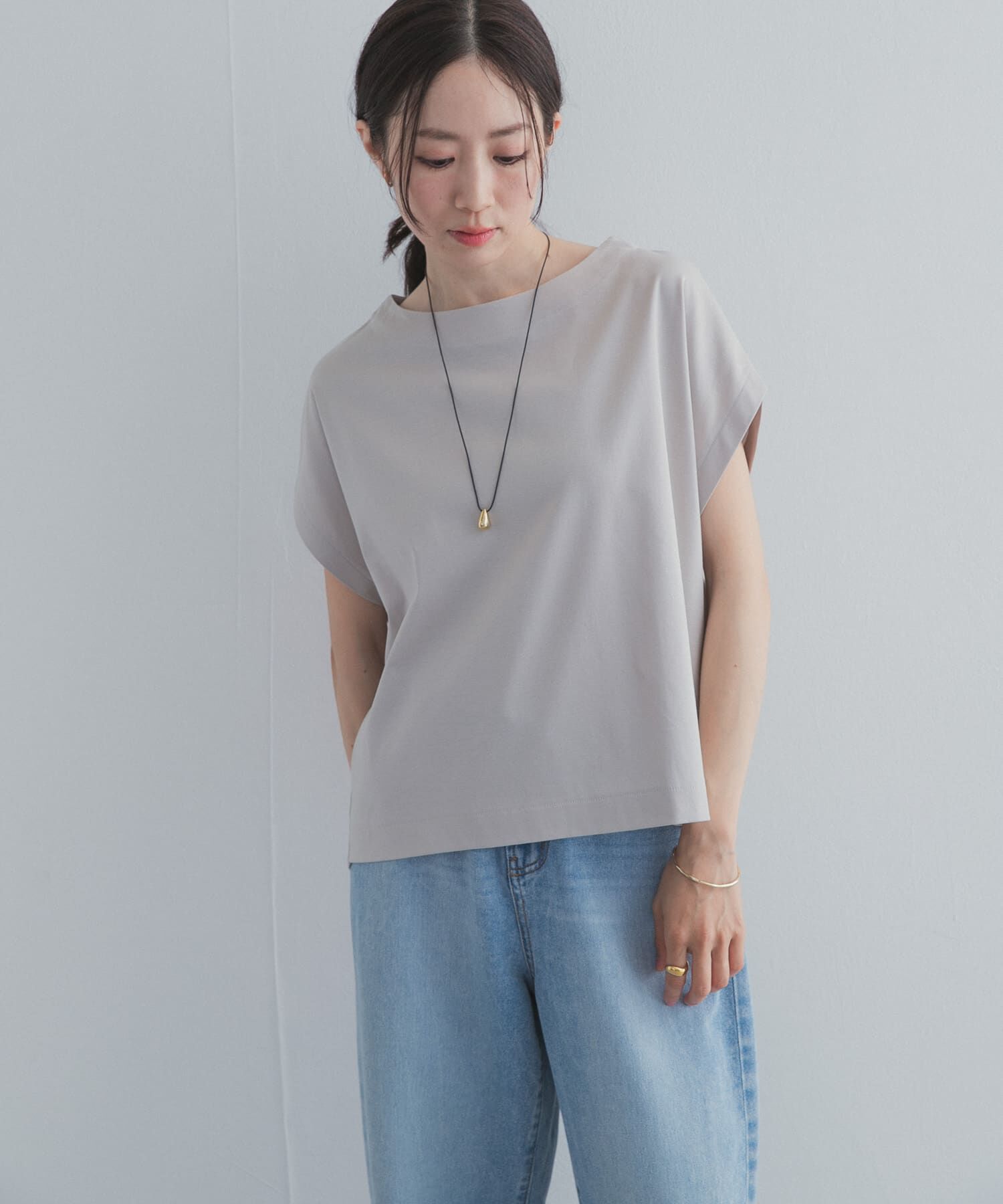URBAN RESEARCH DOORS「『UR TECH』サマシェアバックタックコクーンプルオーバー」|Tシャツ・カットソー|ライトグレー
