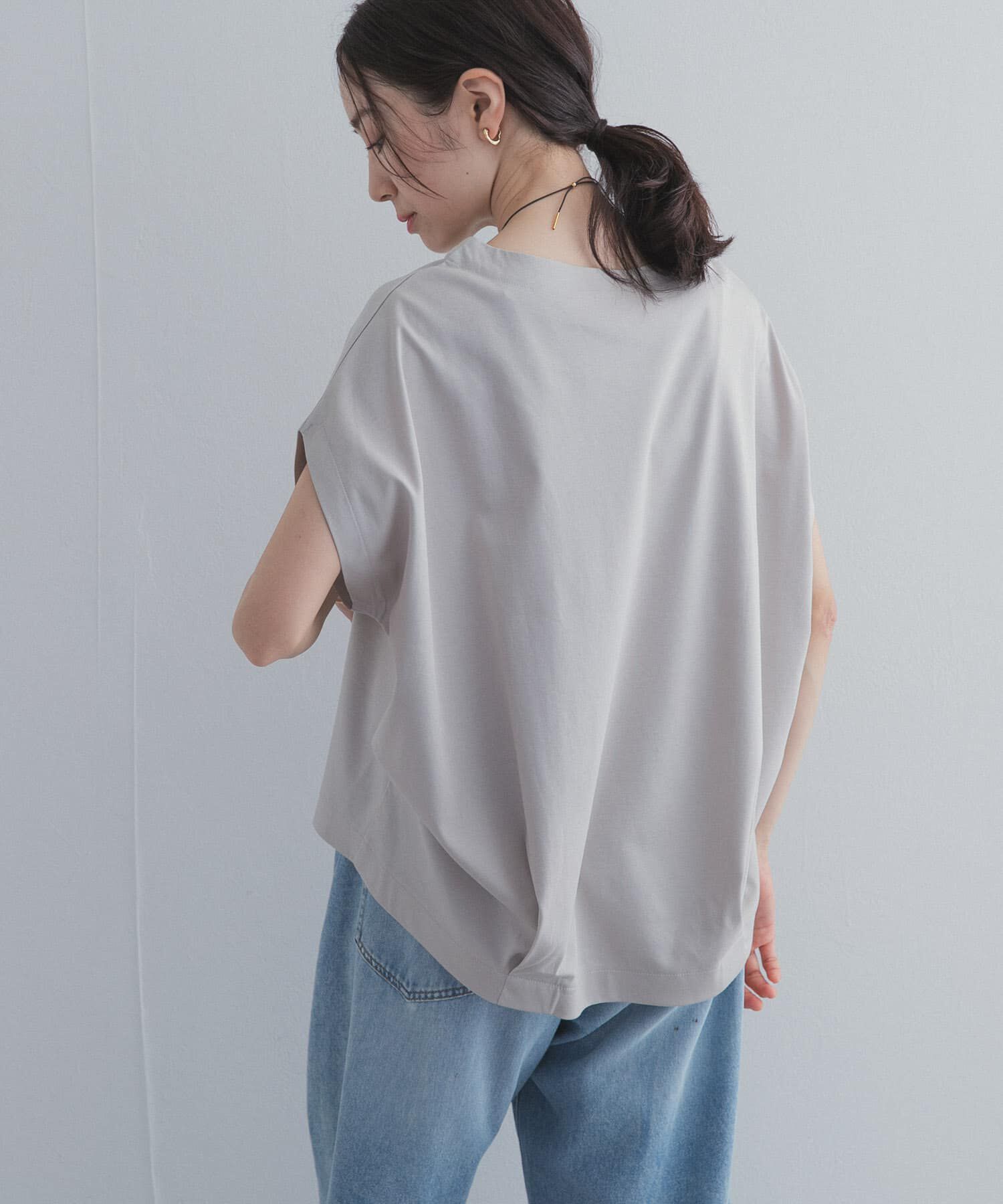 URBAN RESEARCH DOORS「『UR TECH』サマシェアバックタックコクーンプルオーバー」|Tシャツ・カットソー|