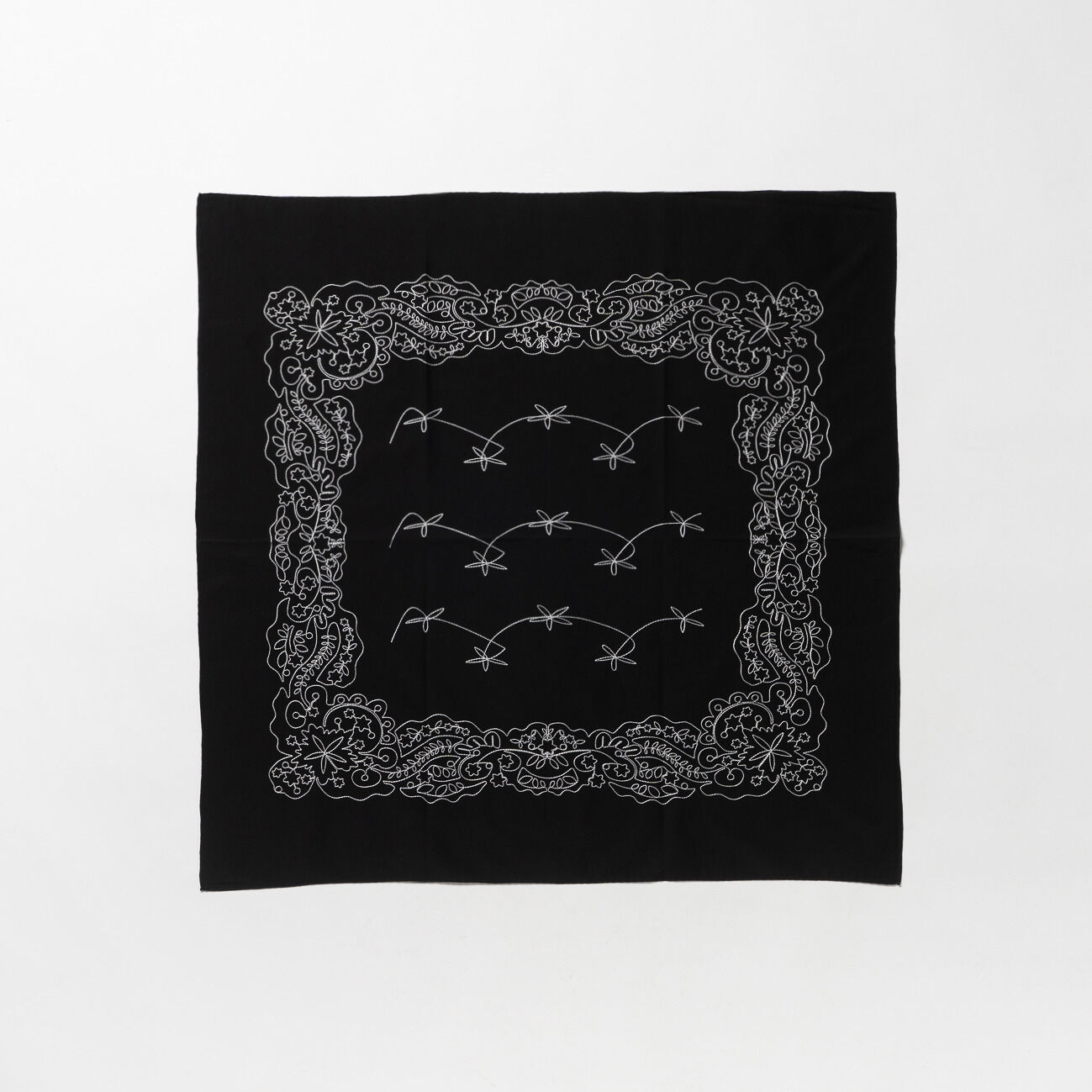  「ASAUCE MELER COTTON SILK EMBROIDERY BANDANA」|マフラー|ブラック