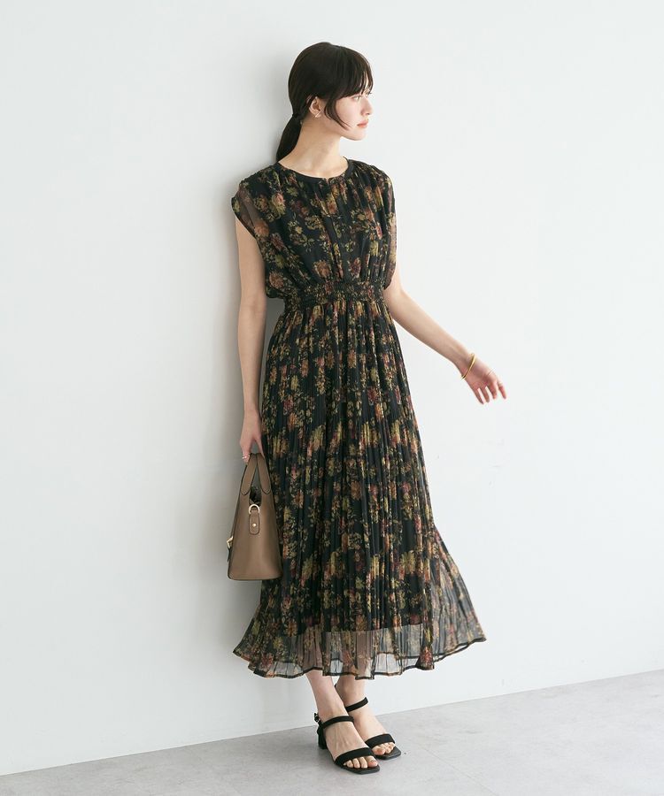 YECCA VECCA「シアー花柄プリーツワンピース」|ワンピース|