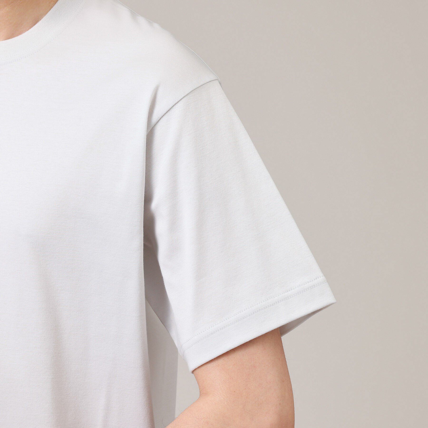 TAKEO KIKUCHI「【刺繍ロゴT】スムース ワンポイント Tシャツ」|Tシャツ・カットソー|