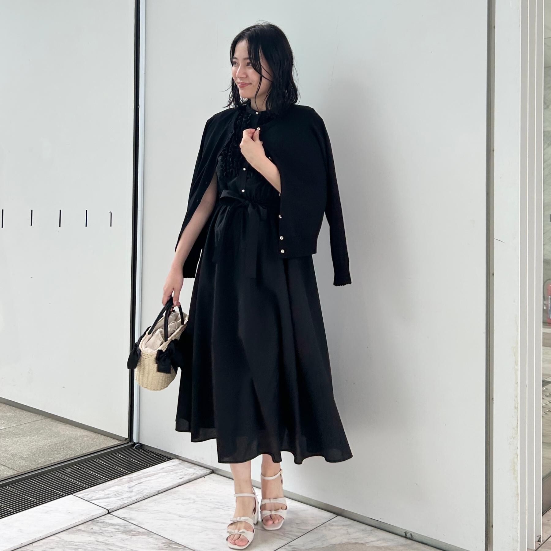 Couture broach「【アンサンブル可・UVカット・アンチピリング】ポイント透かしビジュー釦カーディガン」|カーディガン|
