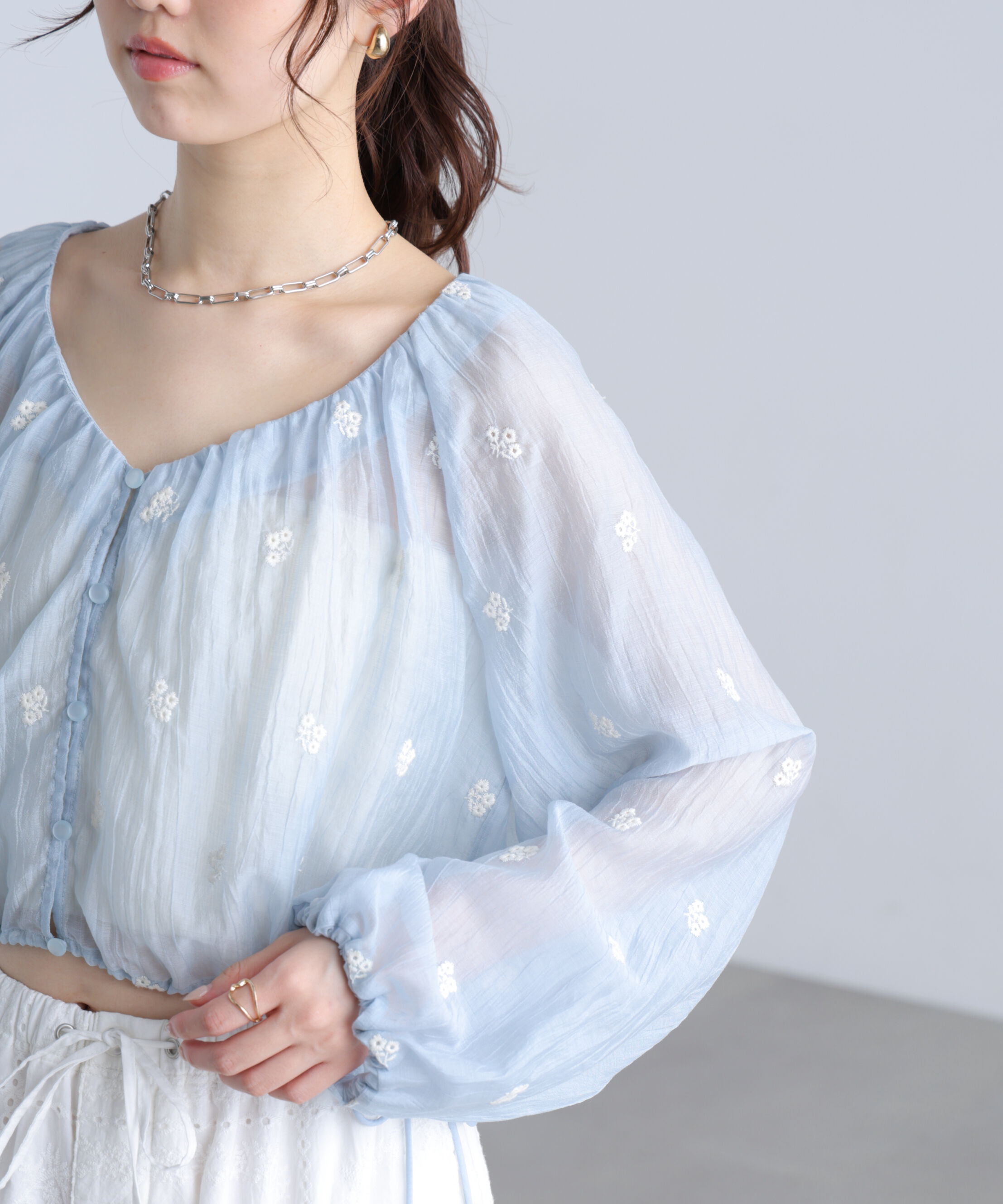  「シアー小花刺繍サイドリボンブラウス」|シャツ・ブラウス|
