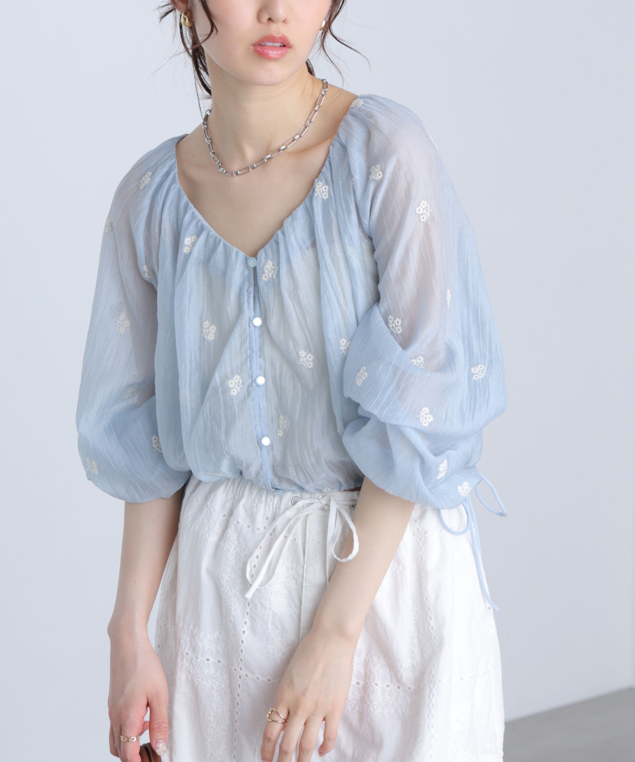  「シアー小花刺繍サイドリボンブラウス」|シャツ・ブラウス|
