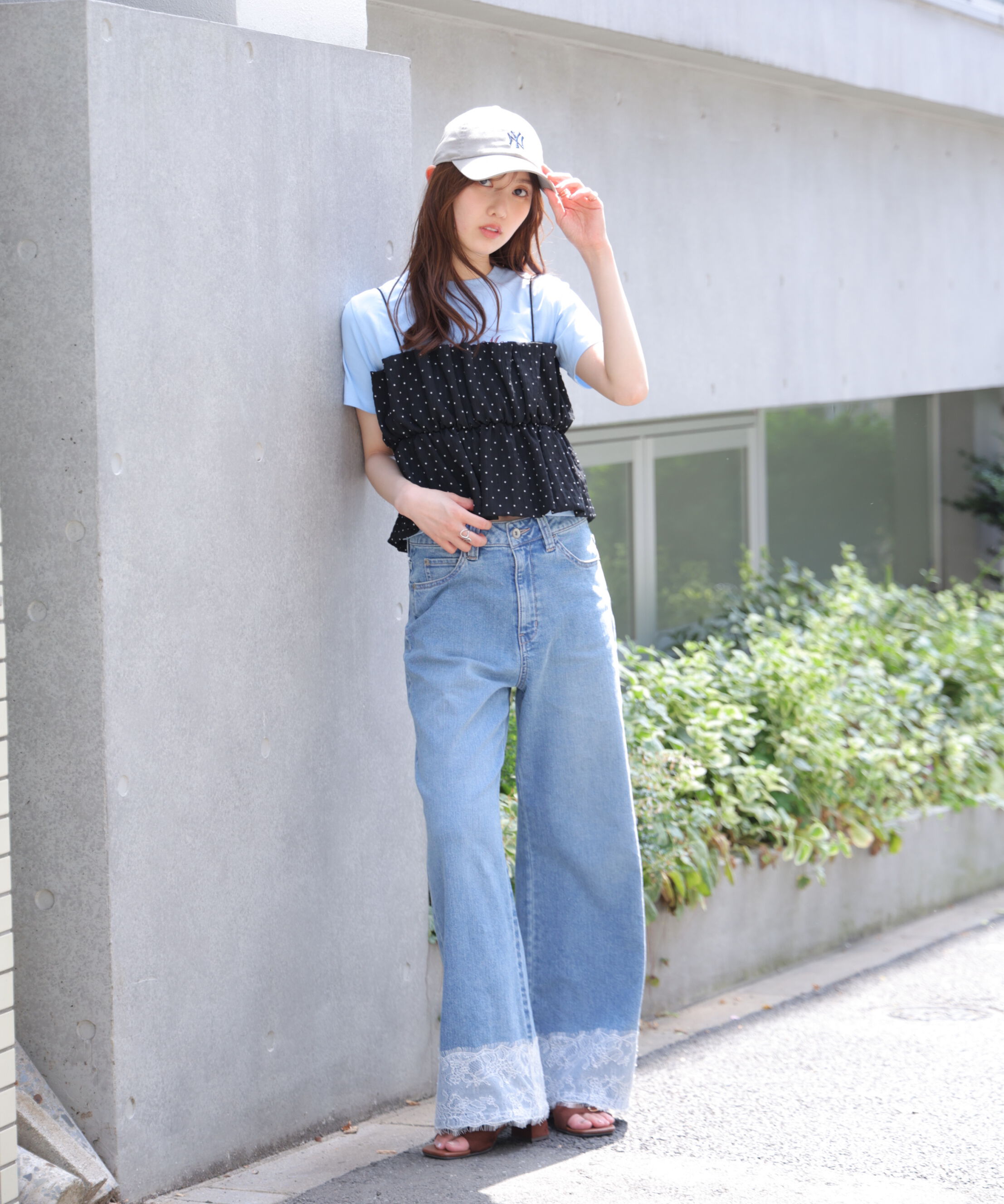  「[低身長サイズ/Sシリーズ]ベーシックワイド裾レースデニムパンツ」|その他|