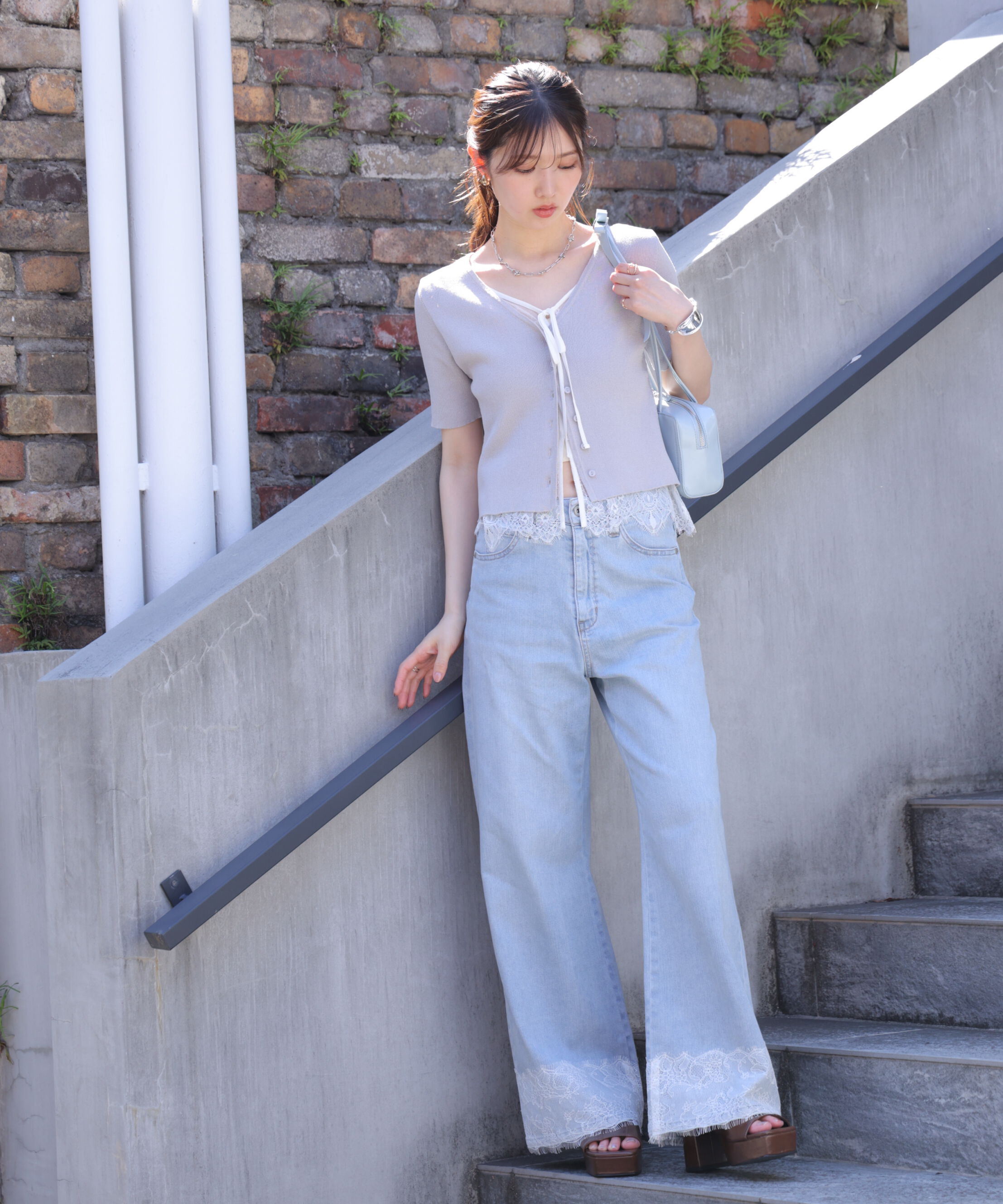  「[低身長サイズ/Sシリーズ]ベーシックワイド裾レースデニムパンツ」|その他|