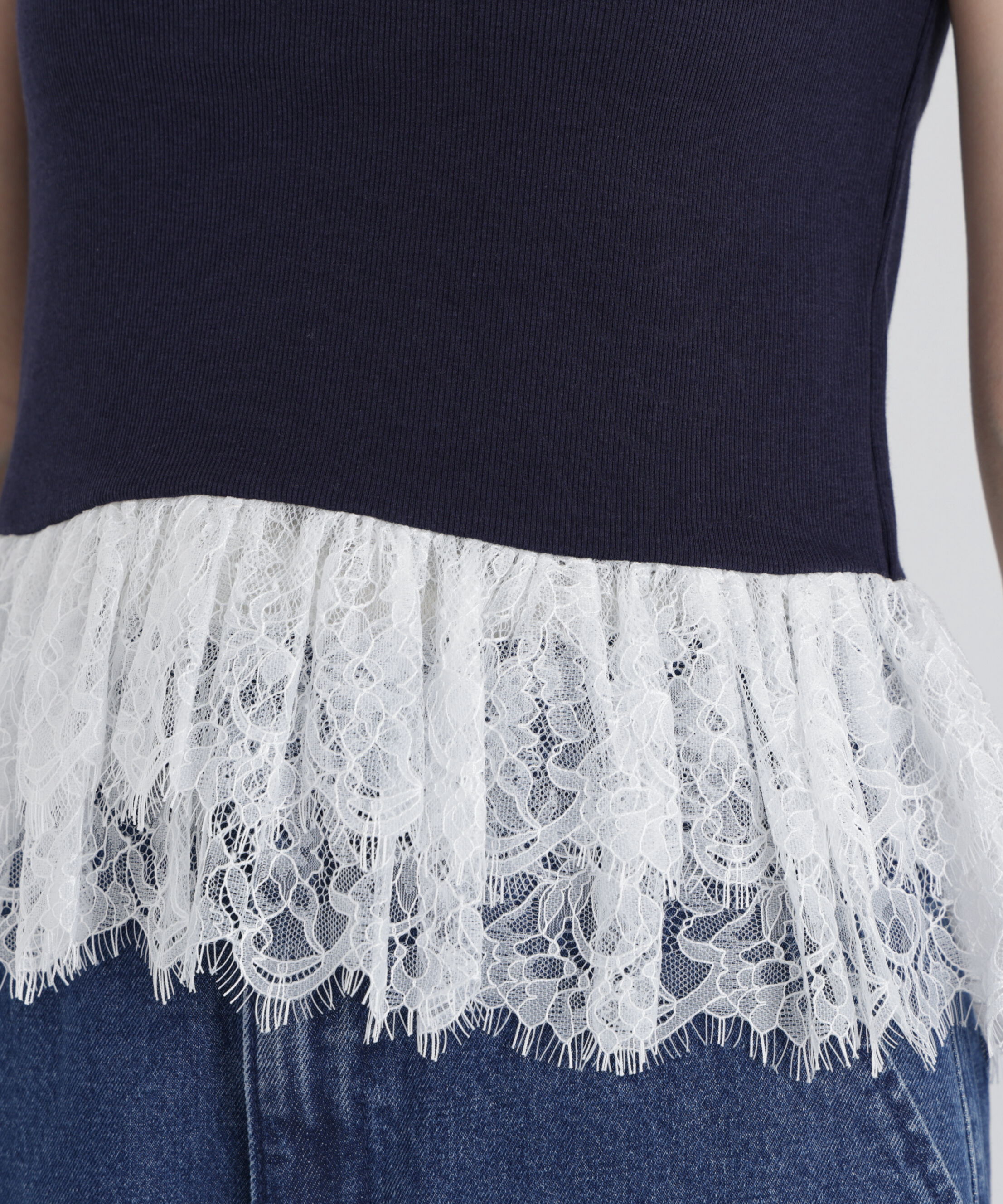 PROPORTION BODY DRESSING「＜中川紅葉さん着用＞〈a/mie〉レースペプラムタンク」|Tシャツ・カットソー|