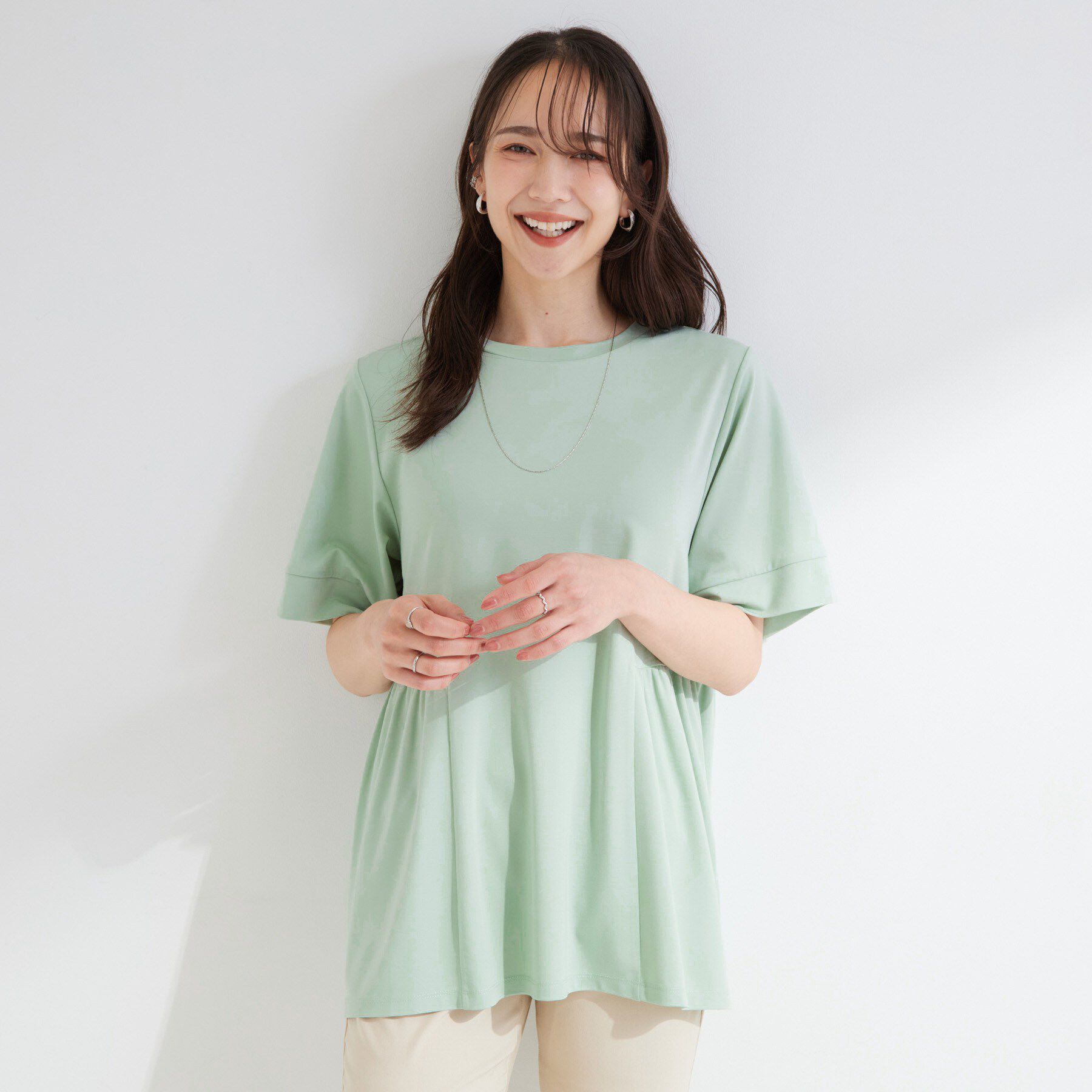 SHOO･LA･RUE「【ひんやり/UV/体型カバー】インせず着られる サイドギャザー切替トップス」|Tシャツ・カットソー|