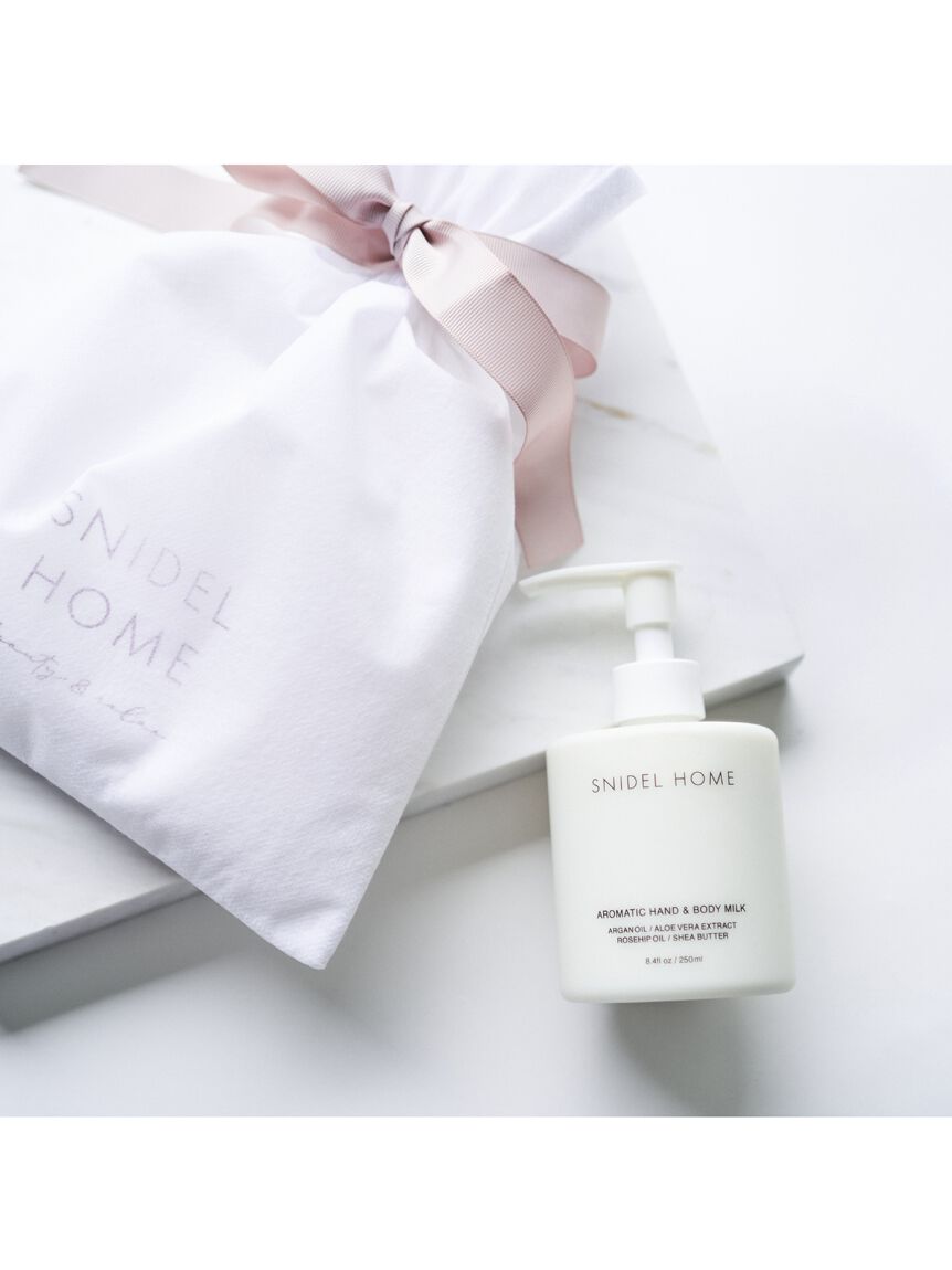 SNIDEL HOME「アロマティックハンドボディミルク -250mL-」|入浴剤・バスグッズ|