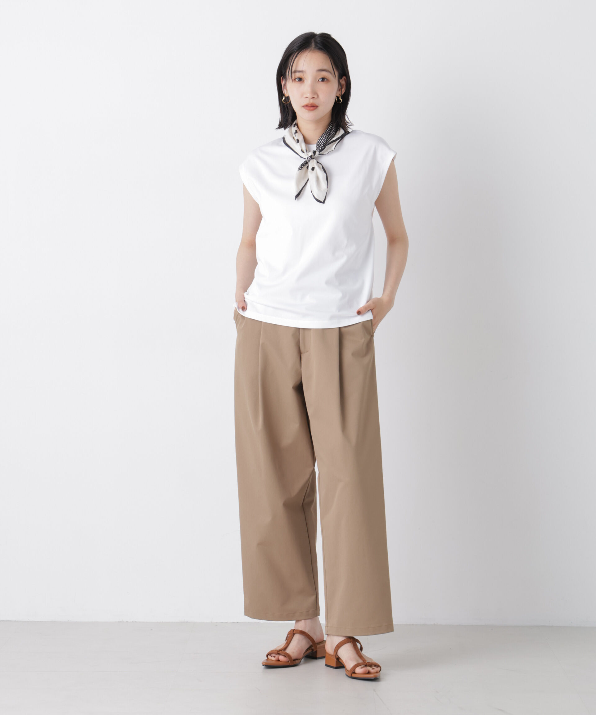 NANO universe「気化冷却機能 ノースリーブクルーネックトップス」|Tシャツ・カットソー|