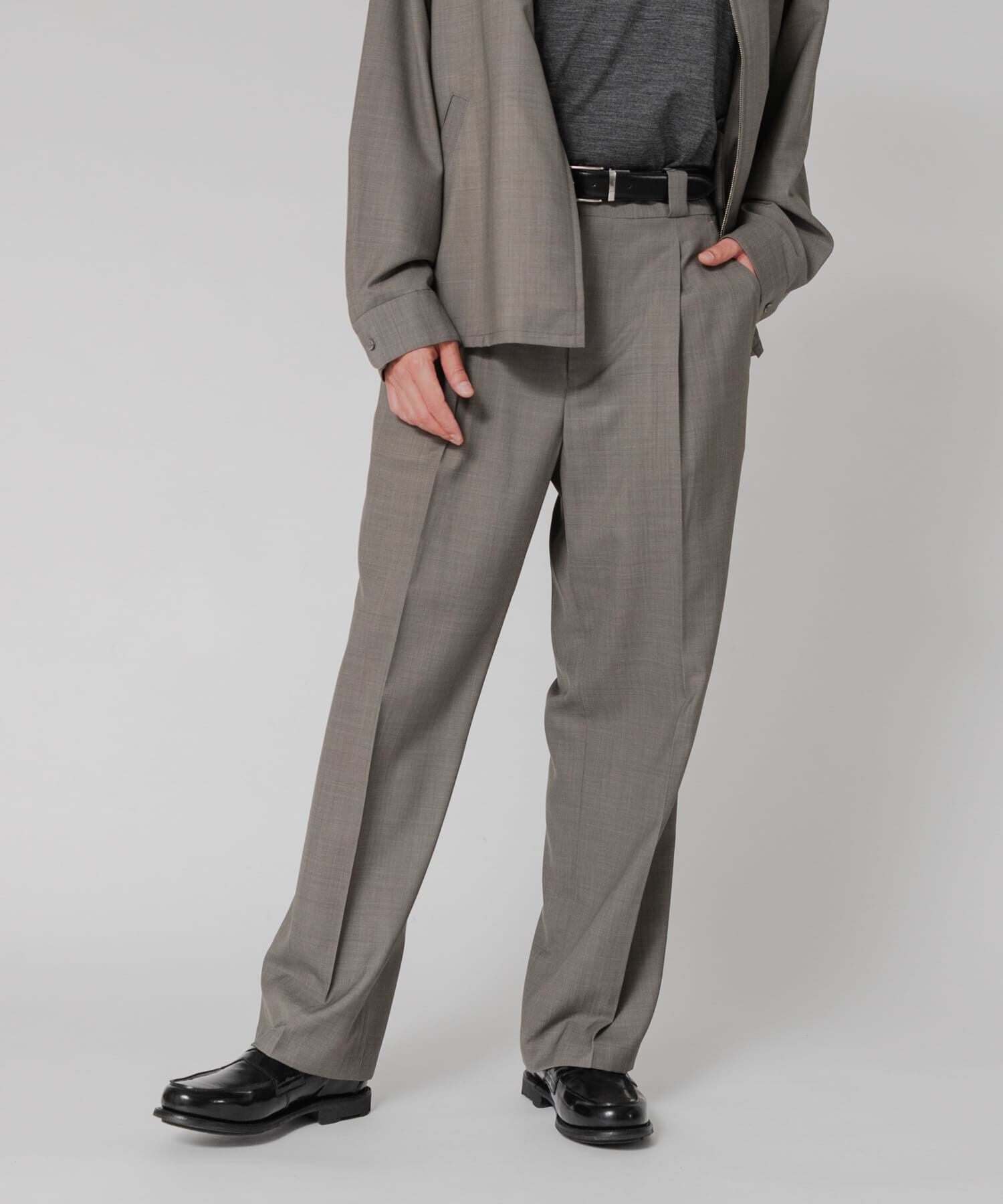 URBAN RESEARCH「『洗濯可/防シワ/接触冷感』WASHABLE WOOL EASY TROUSER」|その他|チャコールグレー