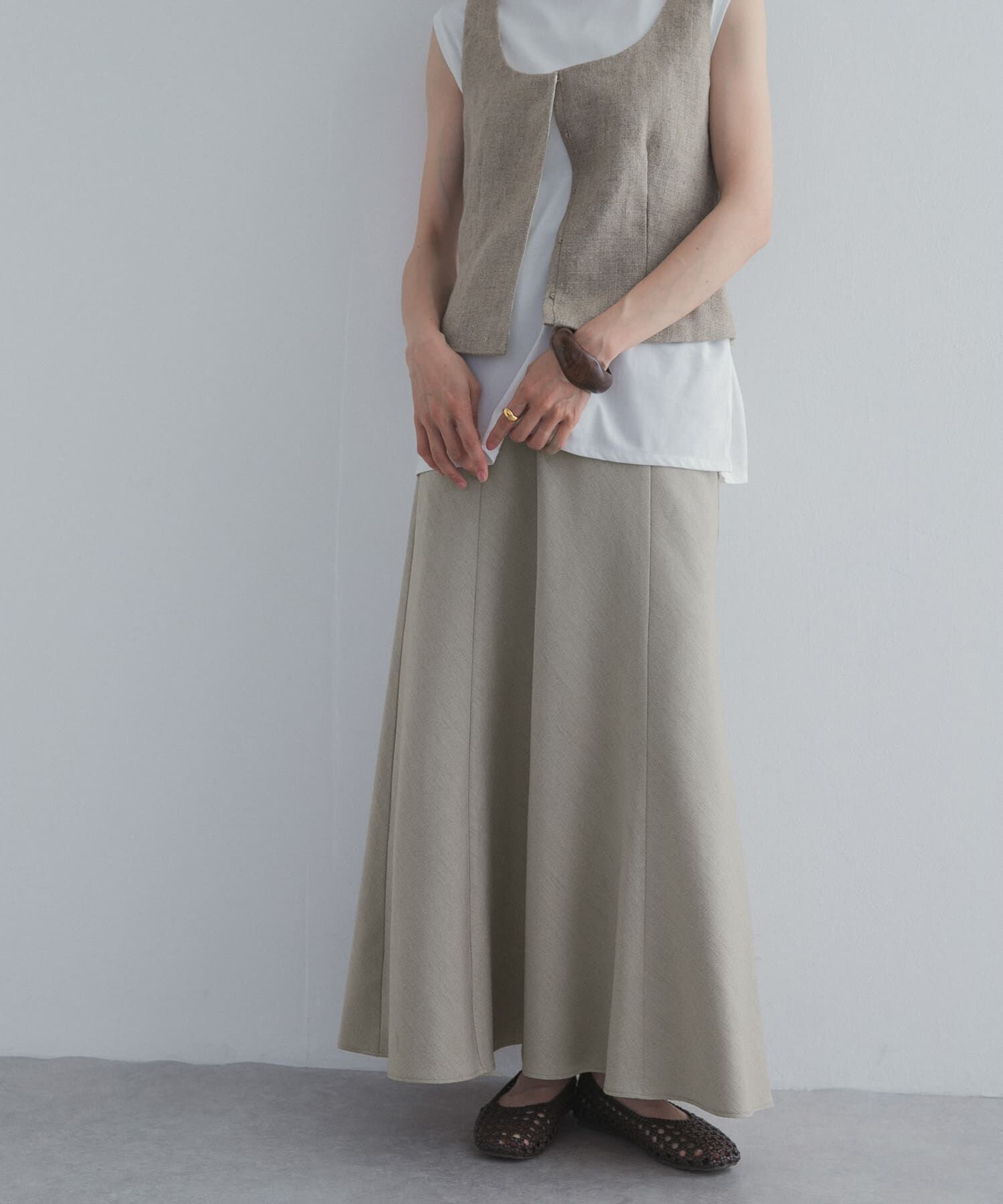 URBAN RESEARCH DOORS「バイアスフレアスカート」|スカート|