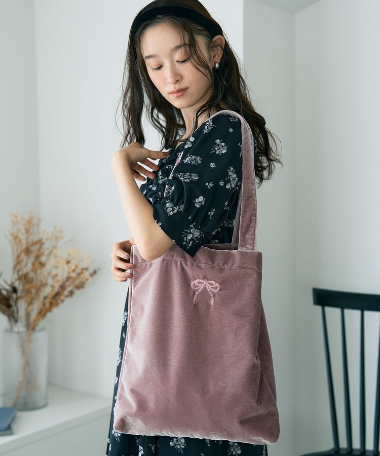 earth music&ecology「【WEB限定】ベロアトートバッグ」|トートバッグ|Pink