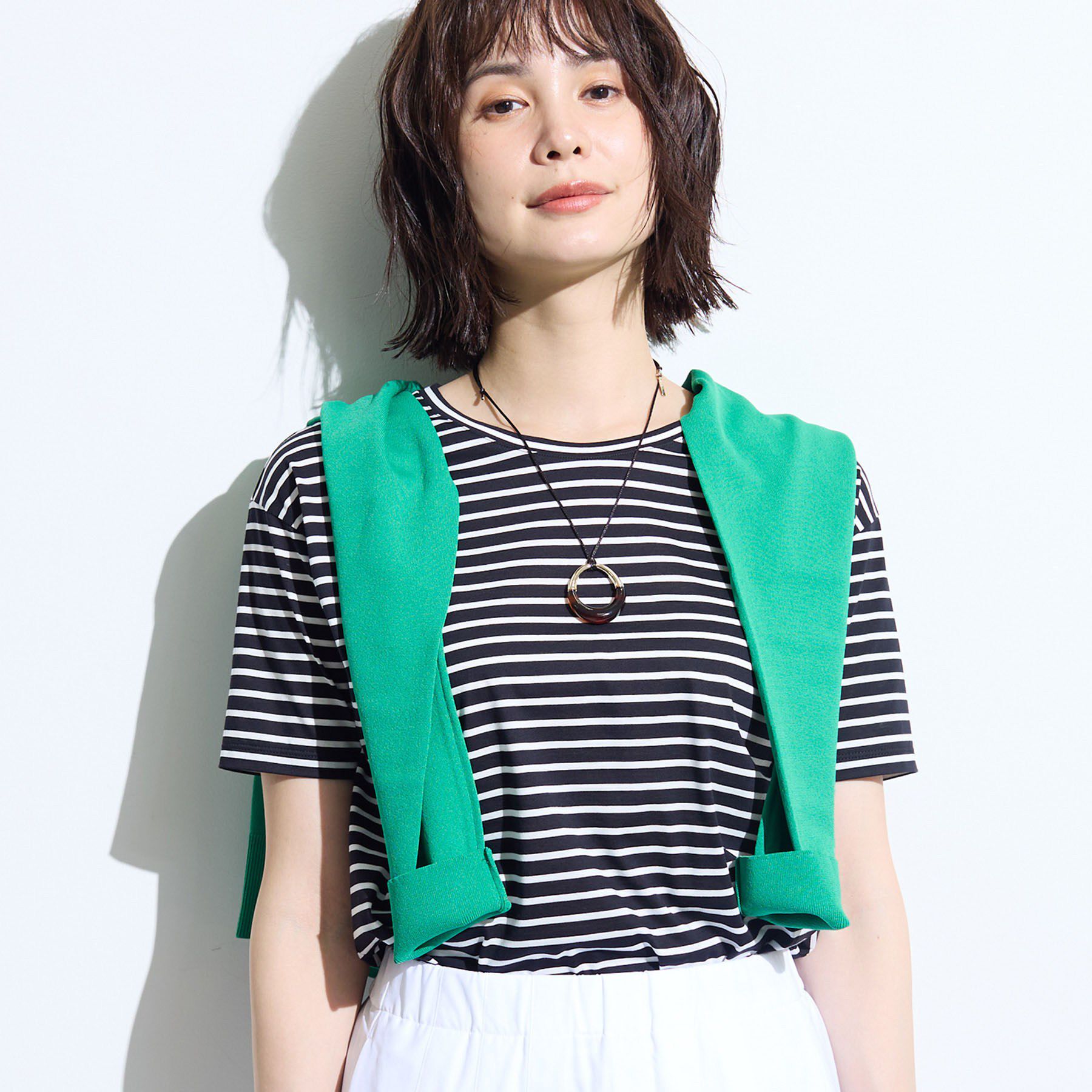 INDIVI「【ゆったり／着映え】ボーダーリラクシーTシャツ」|Tシャツ・カットソー|ブラック(319)