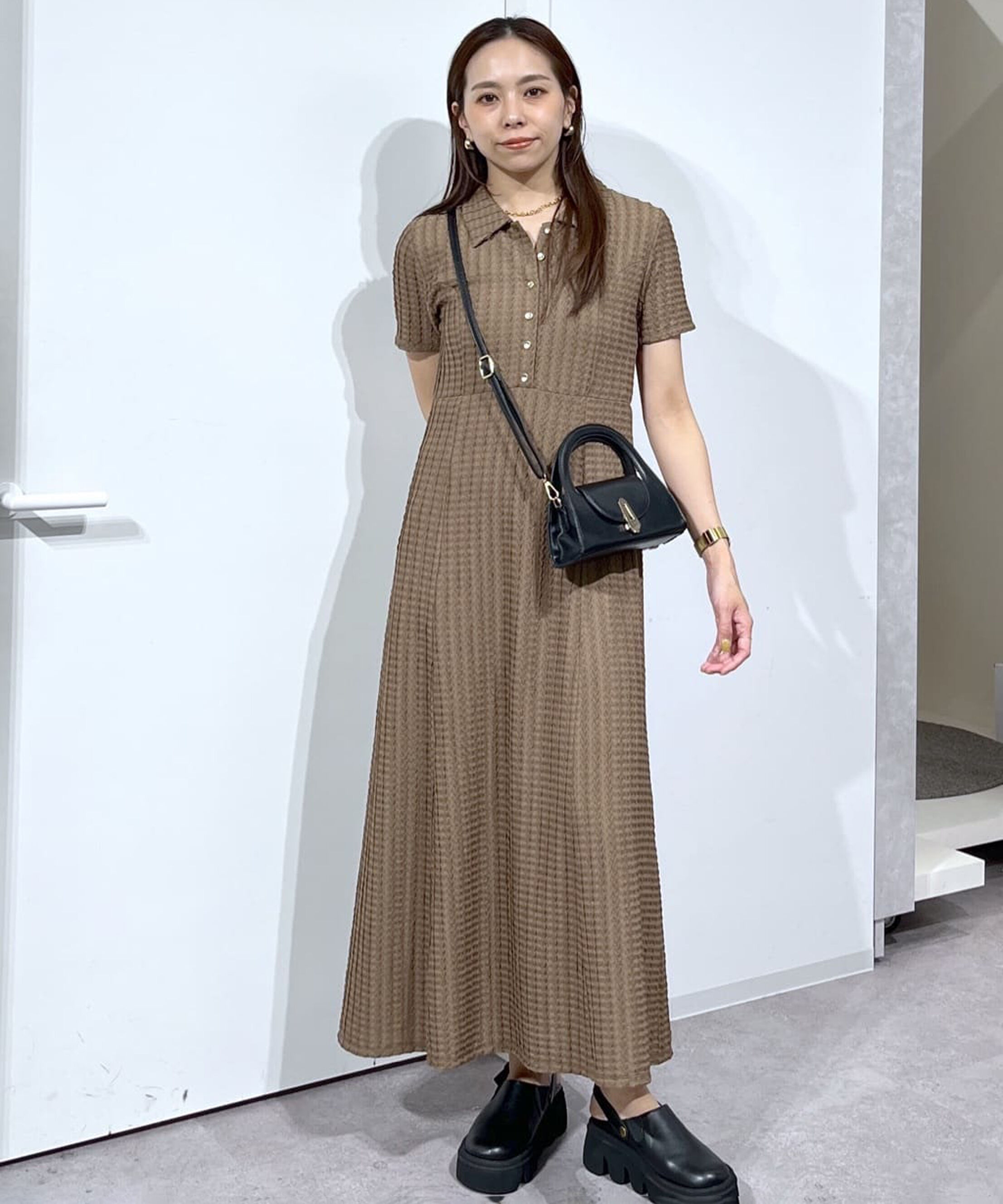  「金ボタンカットジャガードポロワンピース」|ワンピース|