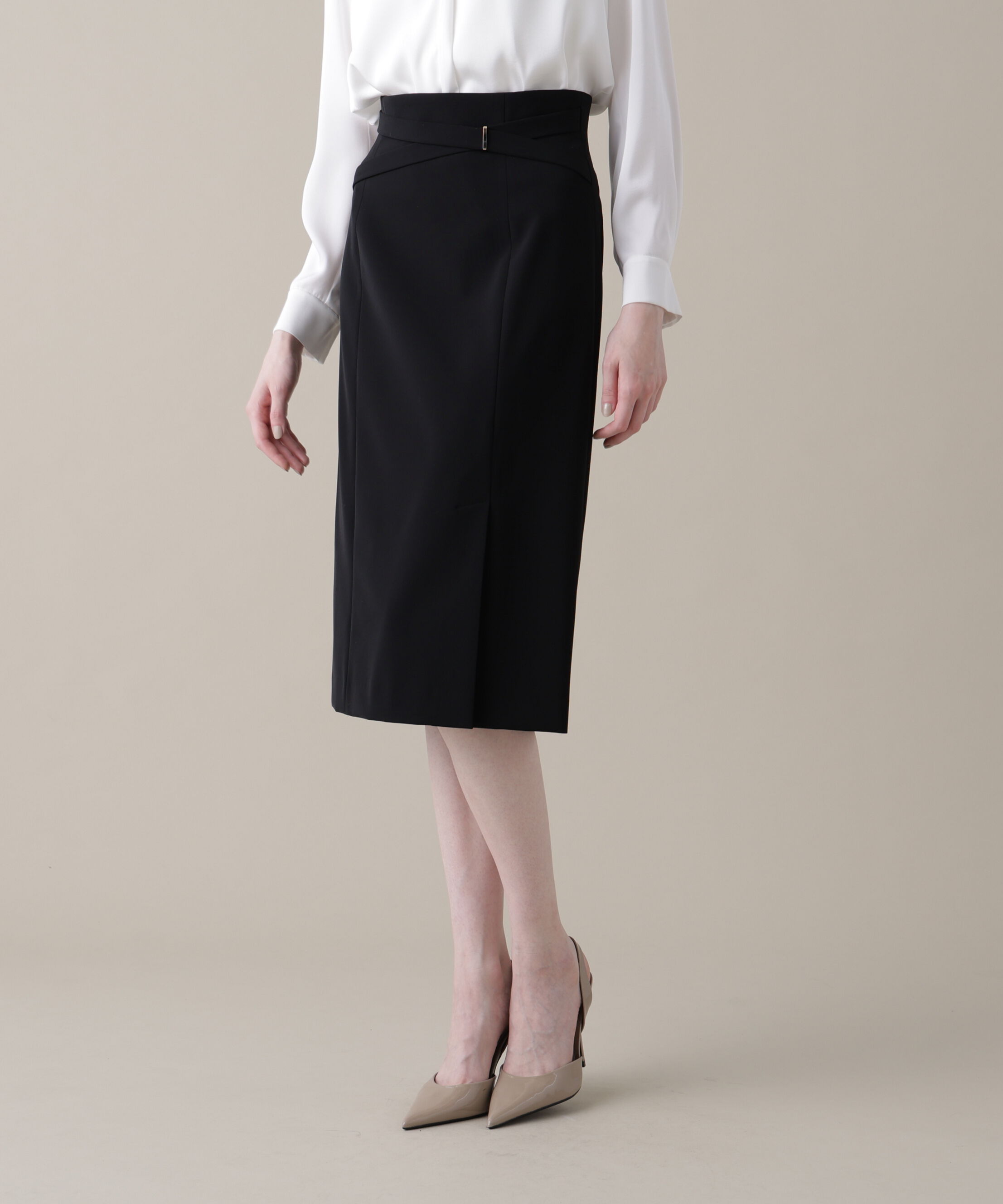  「クロスベルトタイトスカート」|スカート|