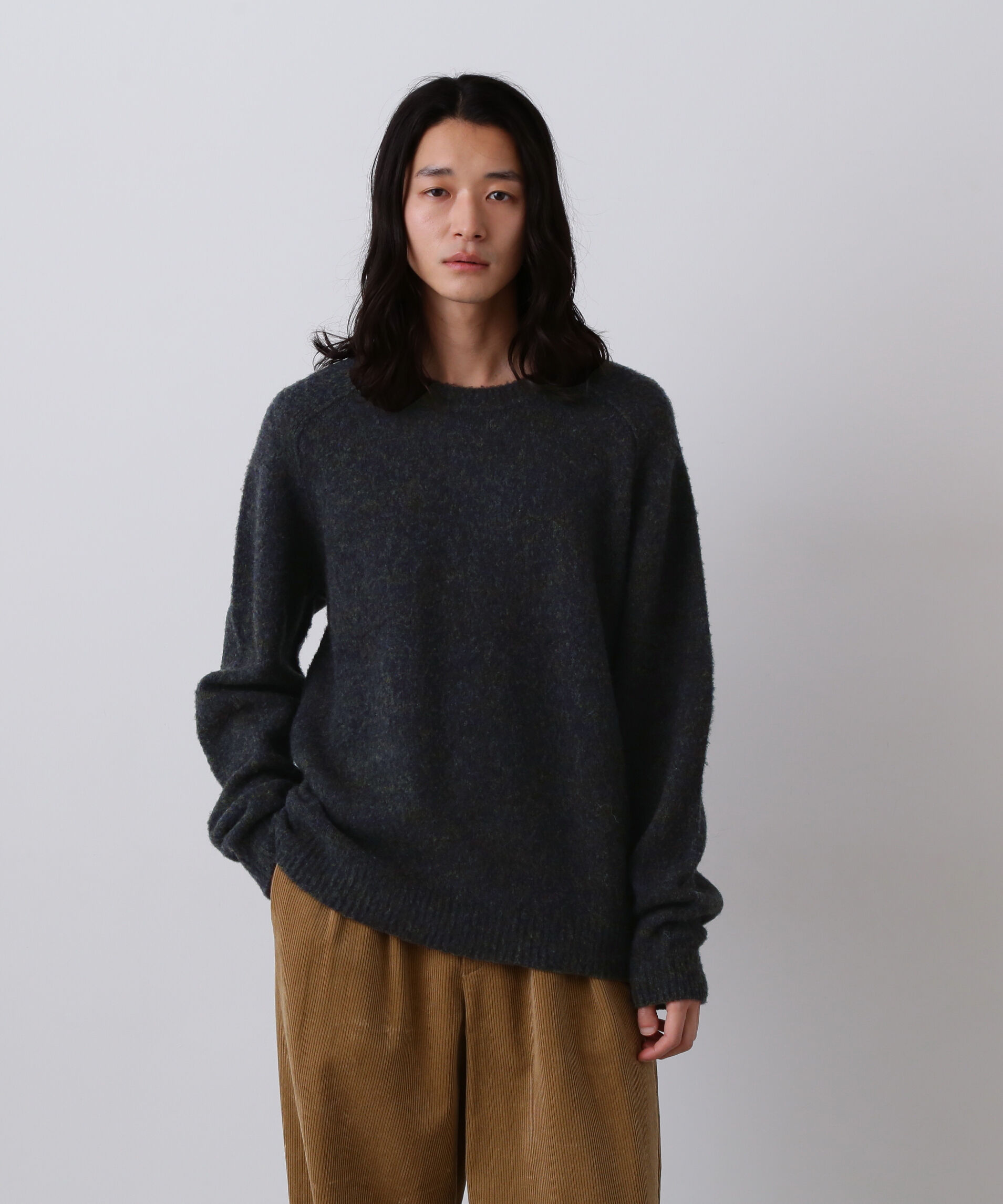 YLEVE 「YLEVE / ITARIAN MERINO WOOL MELANGE KNIT PULL OVER」|ニット・セーター|ネイビー