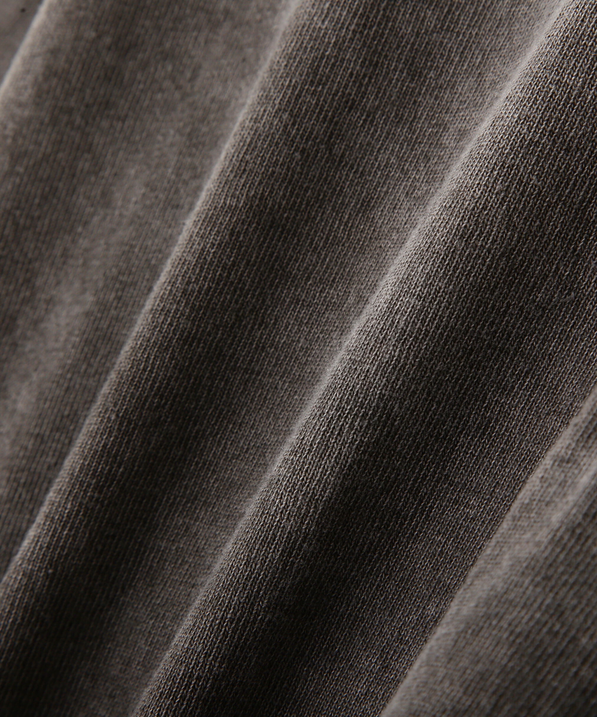 YLEVE 「YLEVE / OPEN END COTTON PIGMENT DYE HENRY NECK PULL OVER」|Tシャツ・カットソー|