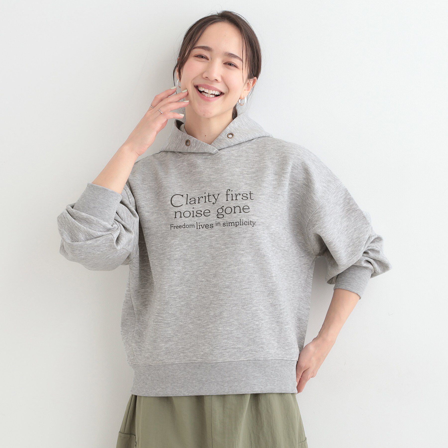 SHOO･LA･RUE「【セットアップ可/S-LL/なめらかタッチ】選べる3柄 ロゴ入りプルパーカ」|パーカー|