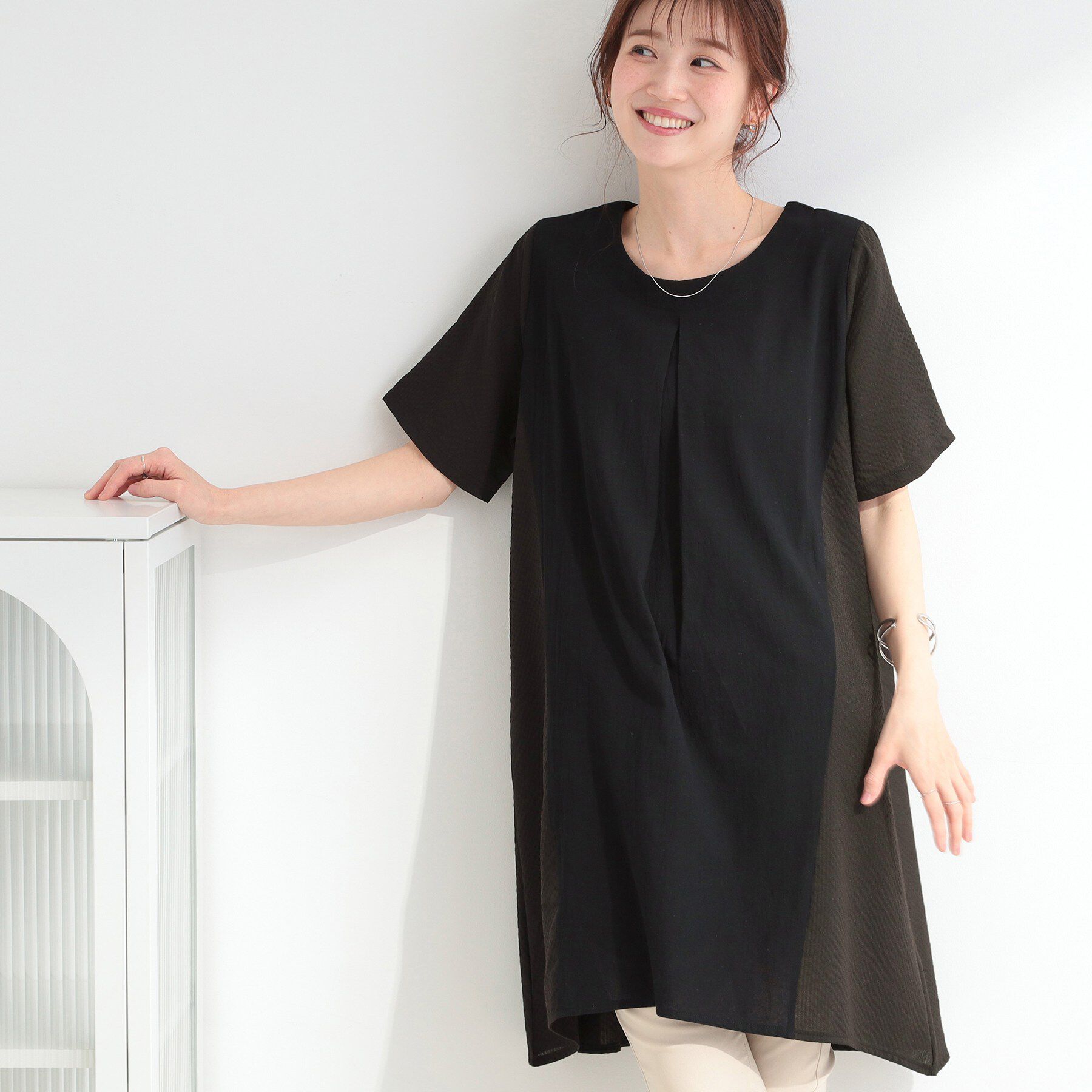 SHOO･LA･RUE「【洗濯機可/体型カバー】上から着るだけ 異素材切替 Aラインチュニックワンピース」|チュニック|ブラック(019)