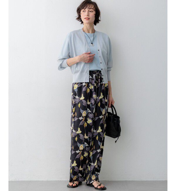 23区「【WEB&一部店舗限定カラーあり】シャイニーシアー ドルマンスリーブ カーディガン」|カーディガン|