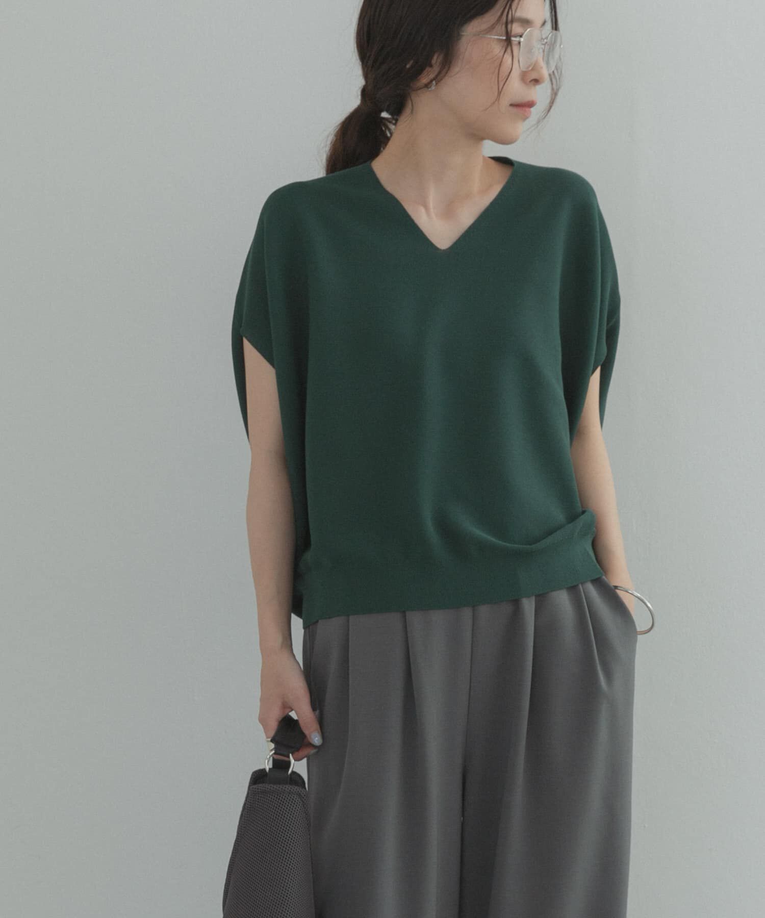 URBAN RESEARCH DOORS「『WEB限定』Vネックコクーンニット」|ベスト・ジレ|