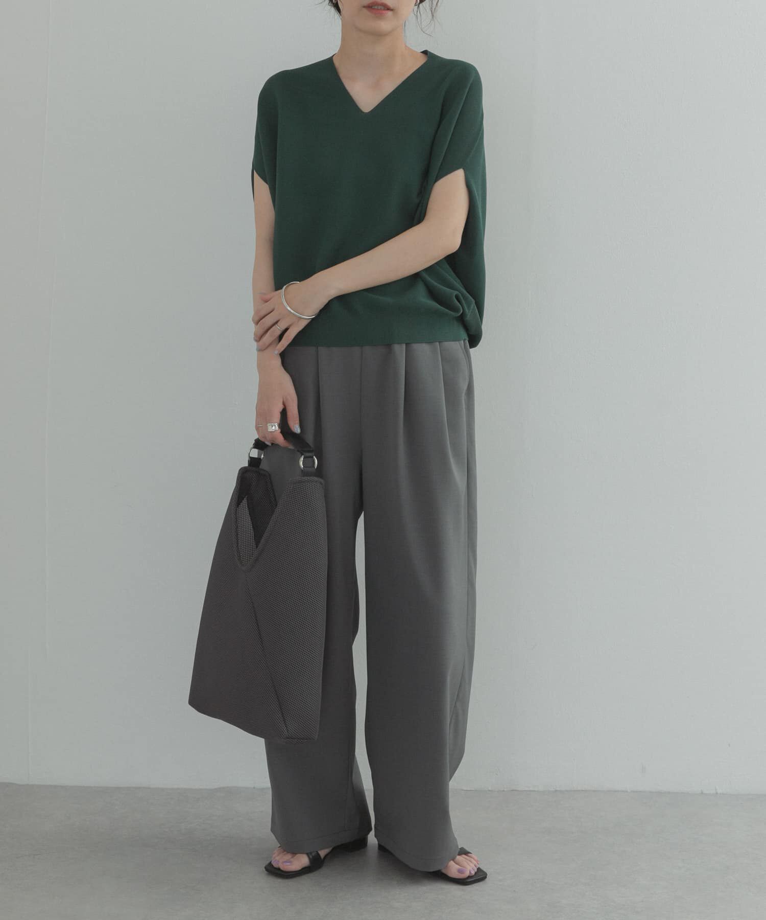 URBAN RESEARCH DOORS「『WEB限定』Vネックコクーンニット」|ベスト・ジレ|