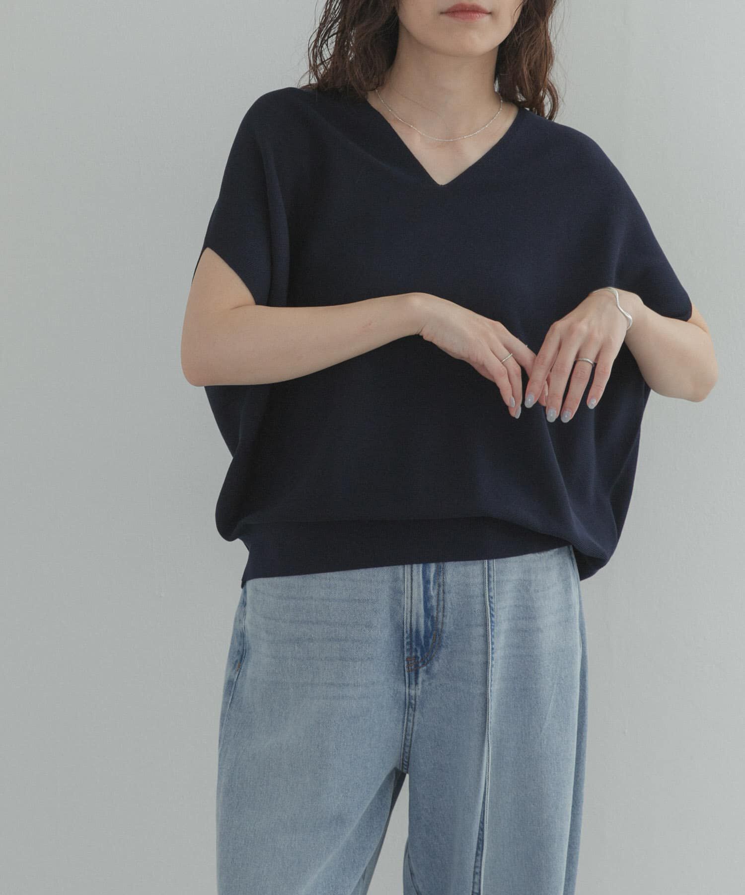 URBAN RESEARCH DOORS「『WEB限定』Vネックコクーンニット」|ベスト・ジレ|