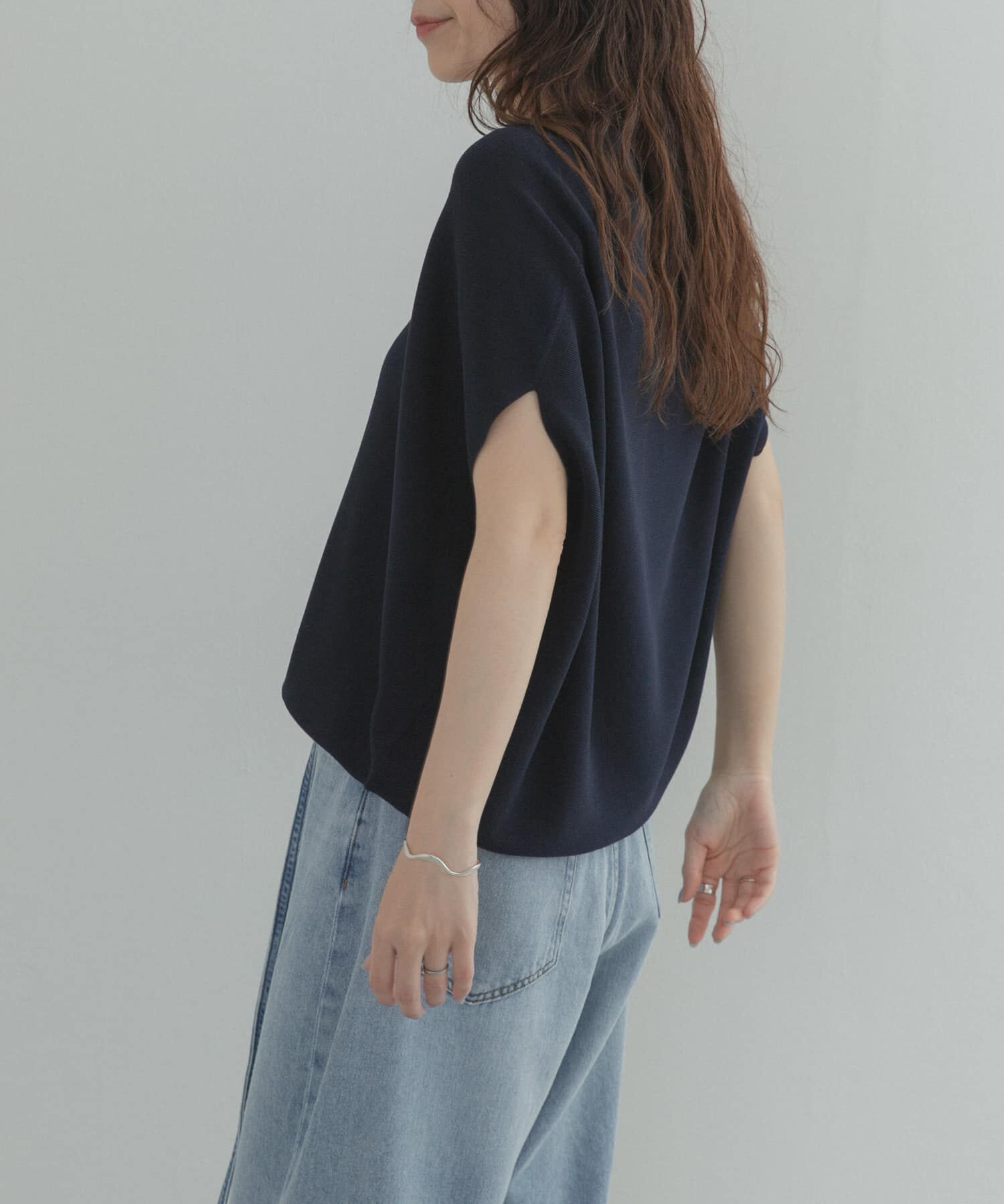 URBAN RESEARCH DOORS「『WEB限定』Vネックコクーンニット」|ベスト・ジレ|