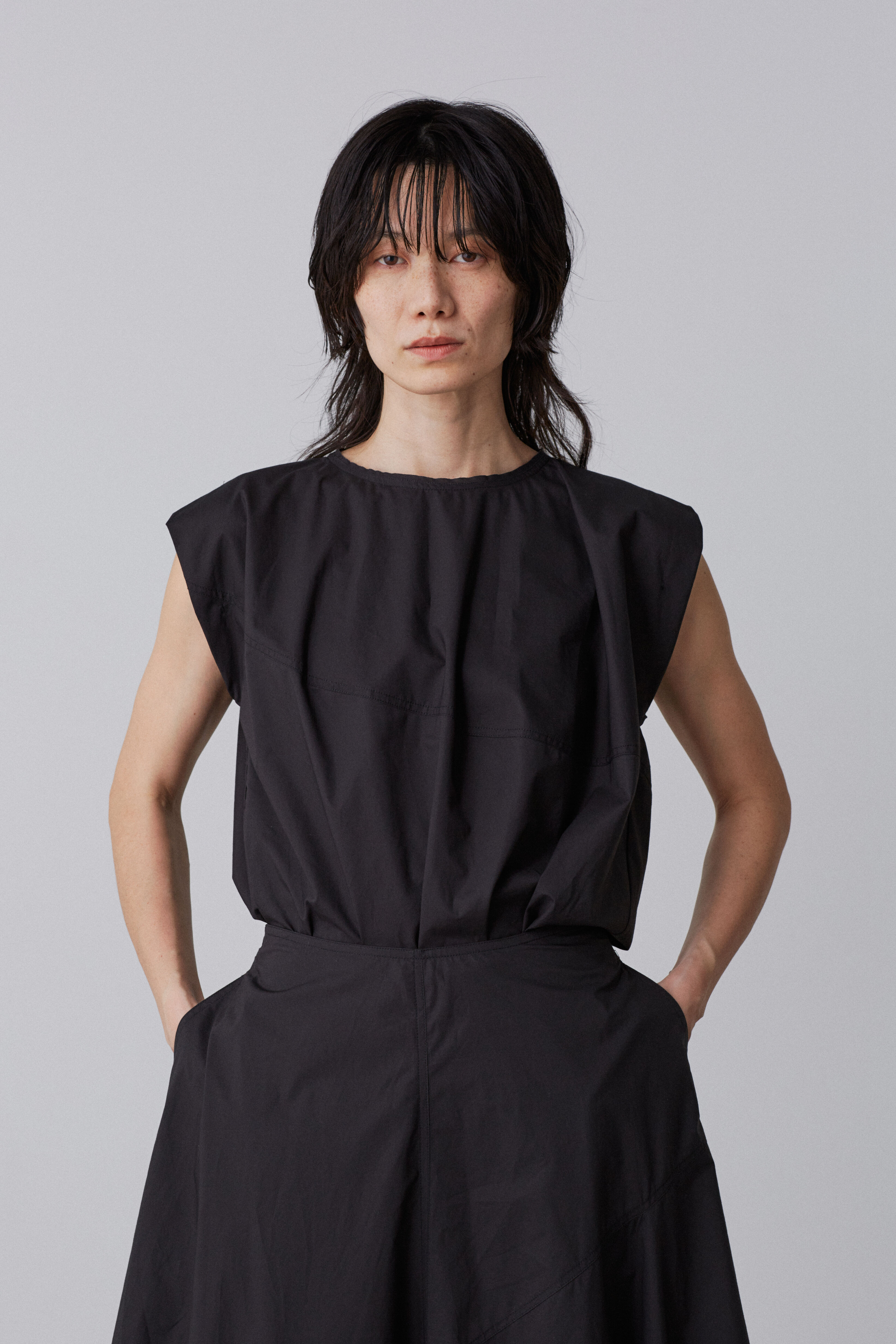 YLEVE 「YLEVE / SUVIN COTTON TYPEWRITER PULL OVER BLOUSE」|シャツ・ブラウス|ブラック