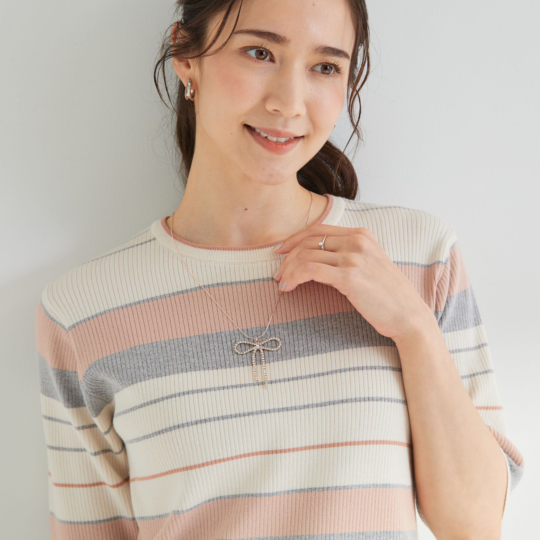 SHOO･LA･RUE「ラインストーンリボンネックレス」|ネックレス|