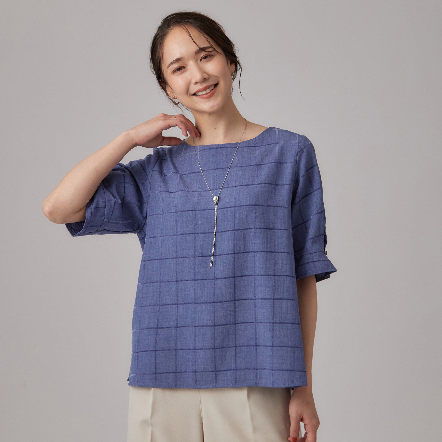 SHOO･LA･RUE「【セットアップ可/S-LL】夏でも感じられる秋気分 モールチェックタックスリーブ ブラウス」|シャツ・ブラウス|