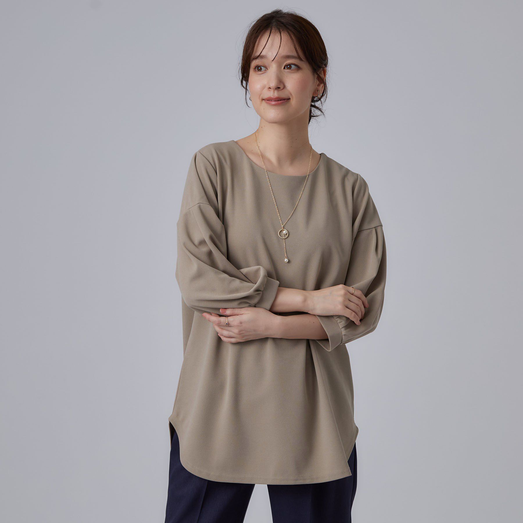 SHOO･LA･RUE「【着丈選べる/2点セット】ネックレス付き やわらか8分袖ブラウス」|Tシャツ・カットソー|