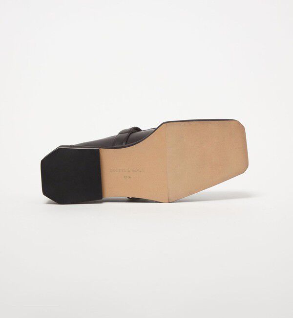 ODETTE E ODILE「ボクシーTストラップ フラット30&uarr;」|ローファー|
