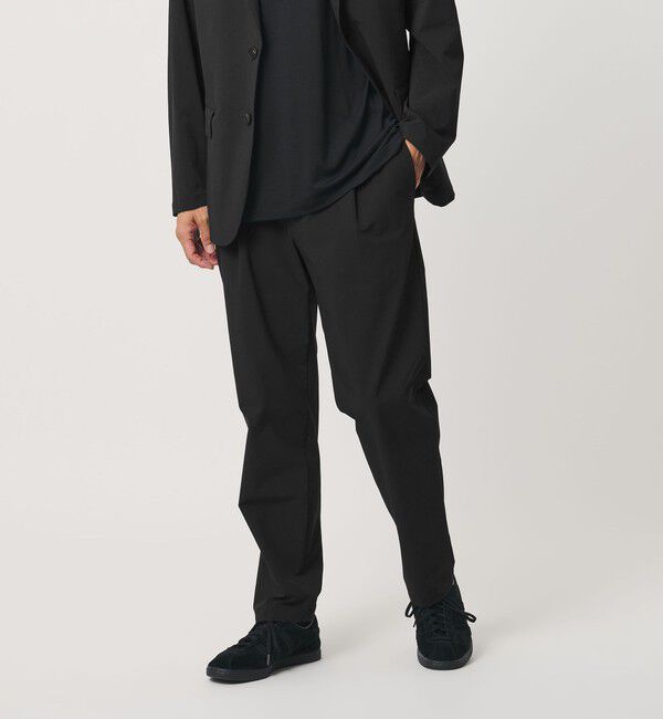BEAUTY&YOUTH UNITED ARROWS「360&deg;MASTER 1プリーツ イーズ コンフォート イージーパンツ NO.6 セットアップ対応 撥水 ストレッチ ウォ」|チノ|BLACK
