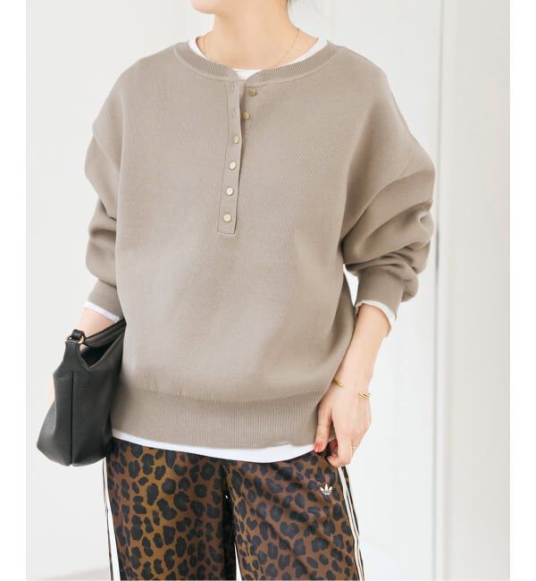 Spick and Span「《WEB限定カラー有り / 追加予約》メタルボタンヘンリーネックニット」|ニット・セーター|ベージュ