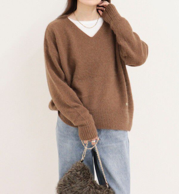 fredy emue「FOX MIX Vネックニットプルオーバー」|ニット・セーター|