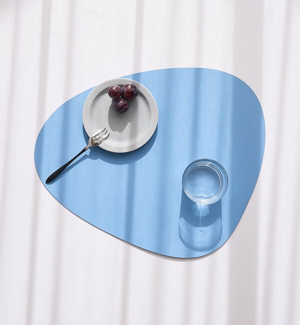 collex「【LIND DNA】カーブ プレイスマット NUPO 37&times;44cm リサイクル」|食器・キッチングッズ|ライトブルー