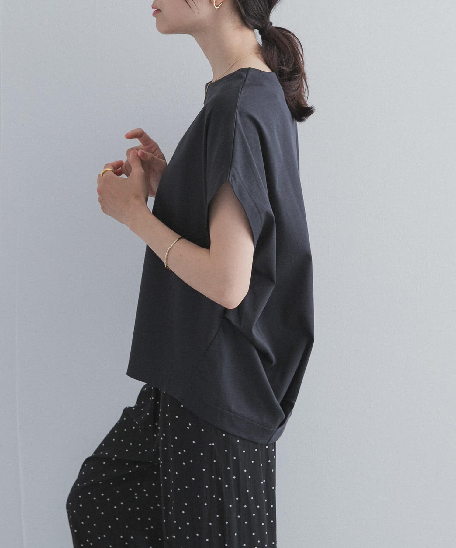URBAN RESEARCH DOORS「『UR TECH』サマシェアバックタックコクーンプルオーバー」|Tシャツ・カットソー|