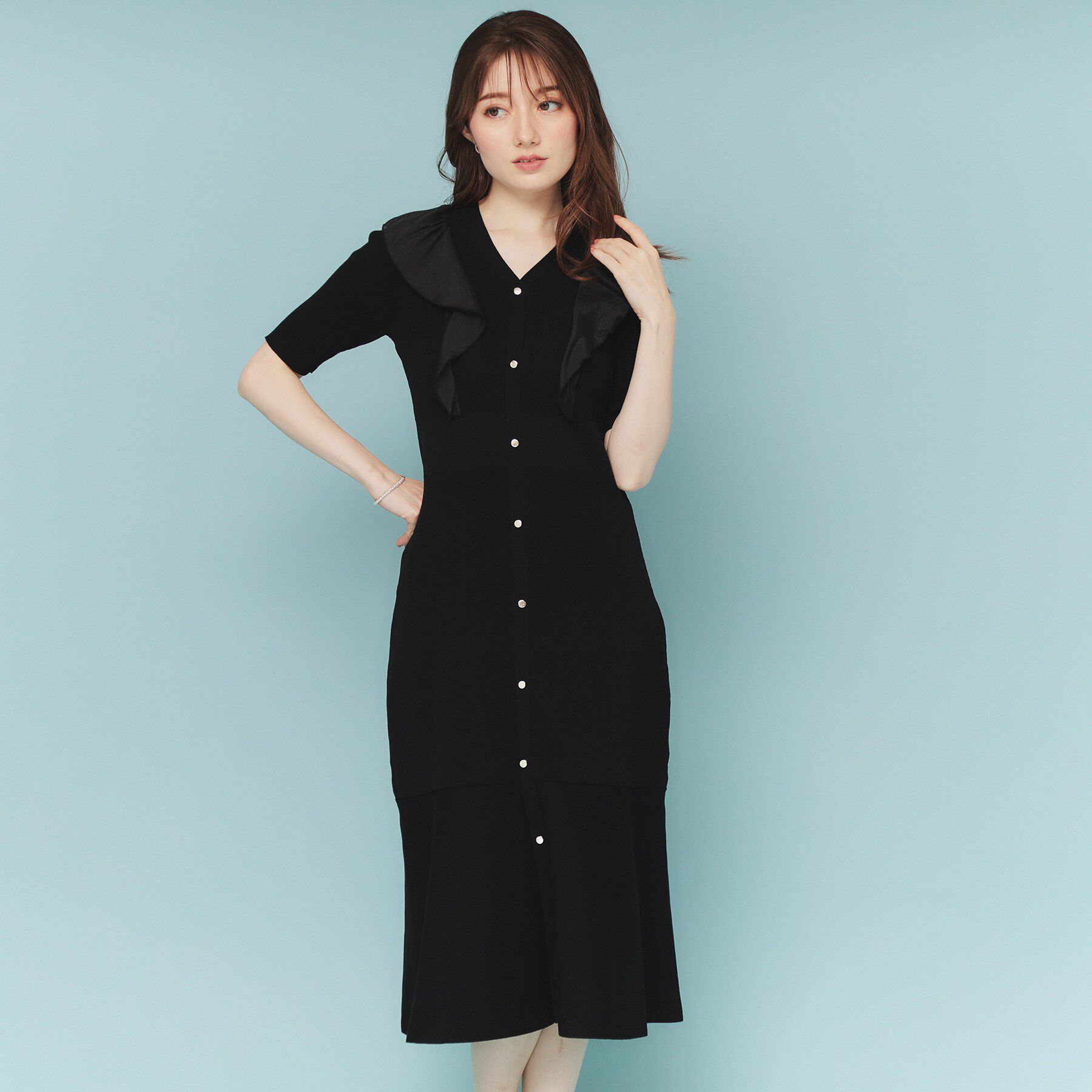 index「フリルドッキングニットワンピース【洗濯機洗い可／抗ピル】」|ワンピース|ブラック(019)