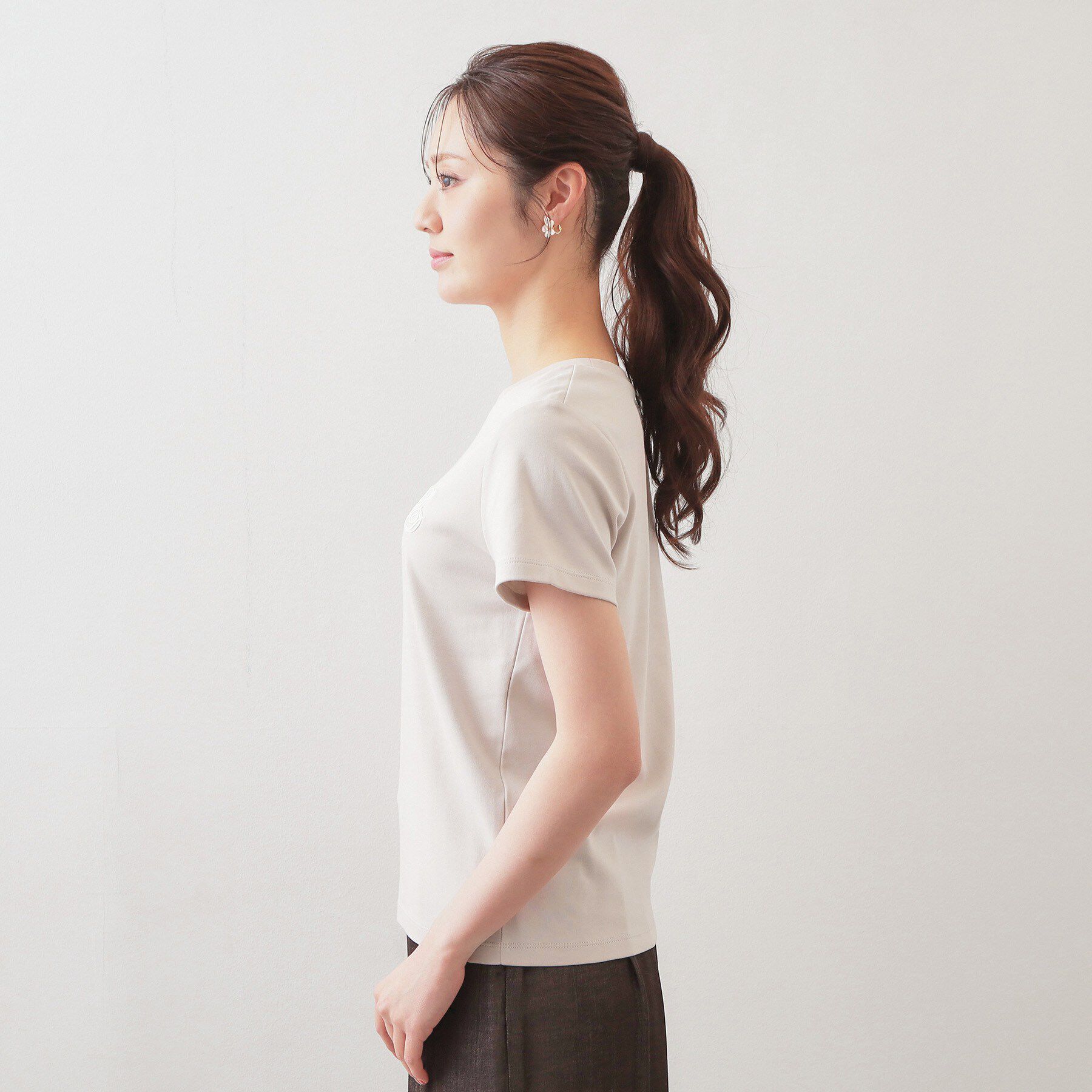 index「【接触冷感】エンブレムロゴ刺繍Tシャツ《UVケア／洗濯機OK》」|Tシャツ・カットソー|
